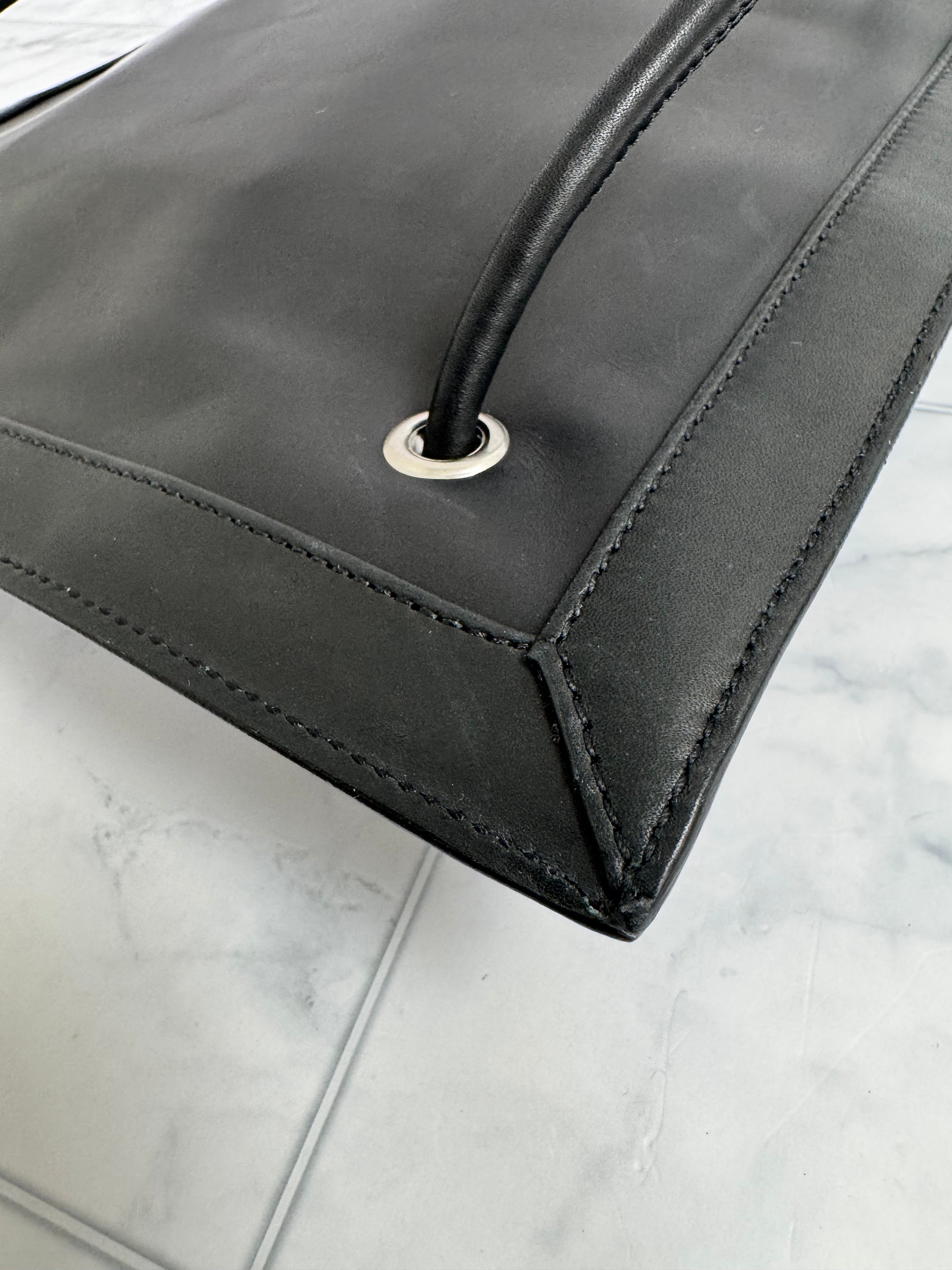 *DONS DROP*  Saint Laurent YSL Black Calfskin Universite Flat Crossbody Bag