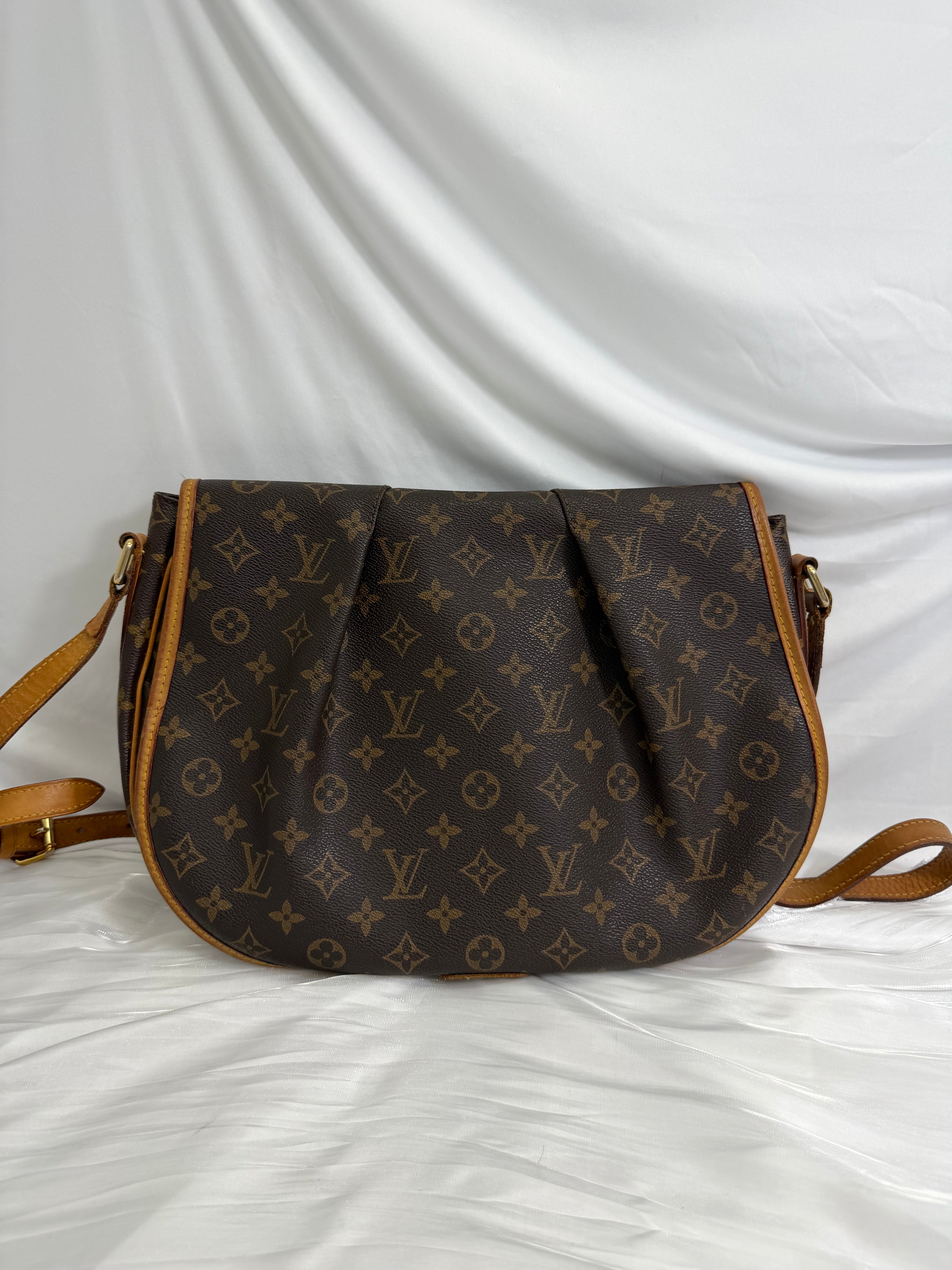 Louis Vuitton Monogram Menilmontant MM