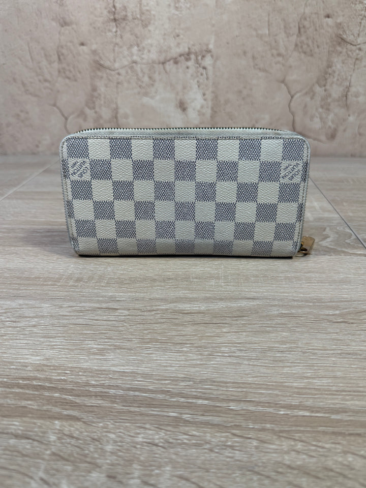 Louis Vuitton Damier Azur Zippy Wallet