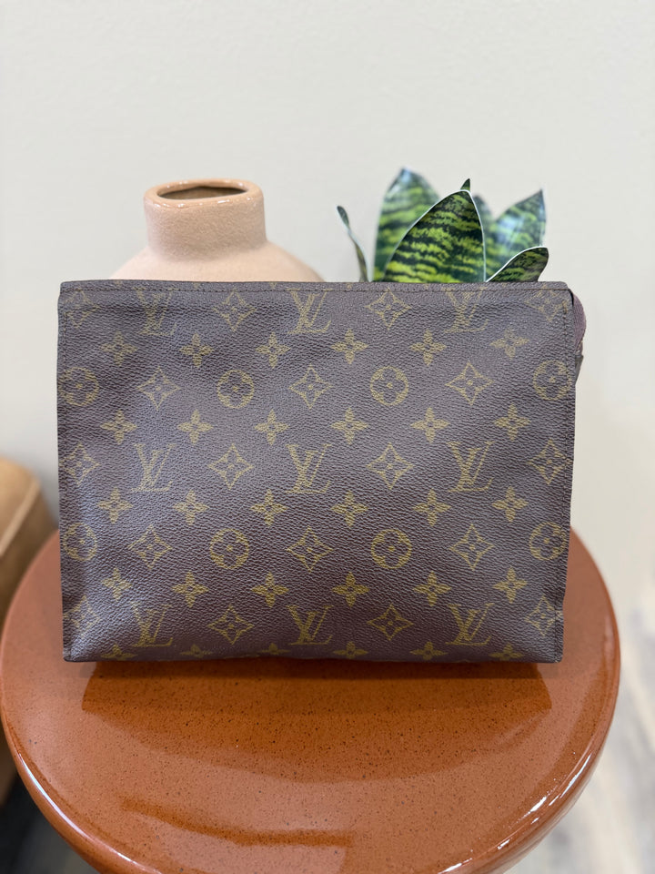 Louis Vuitton Monogram Toiletry Pouch 26
