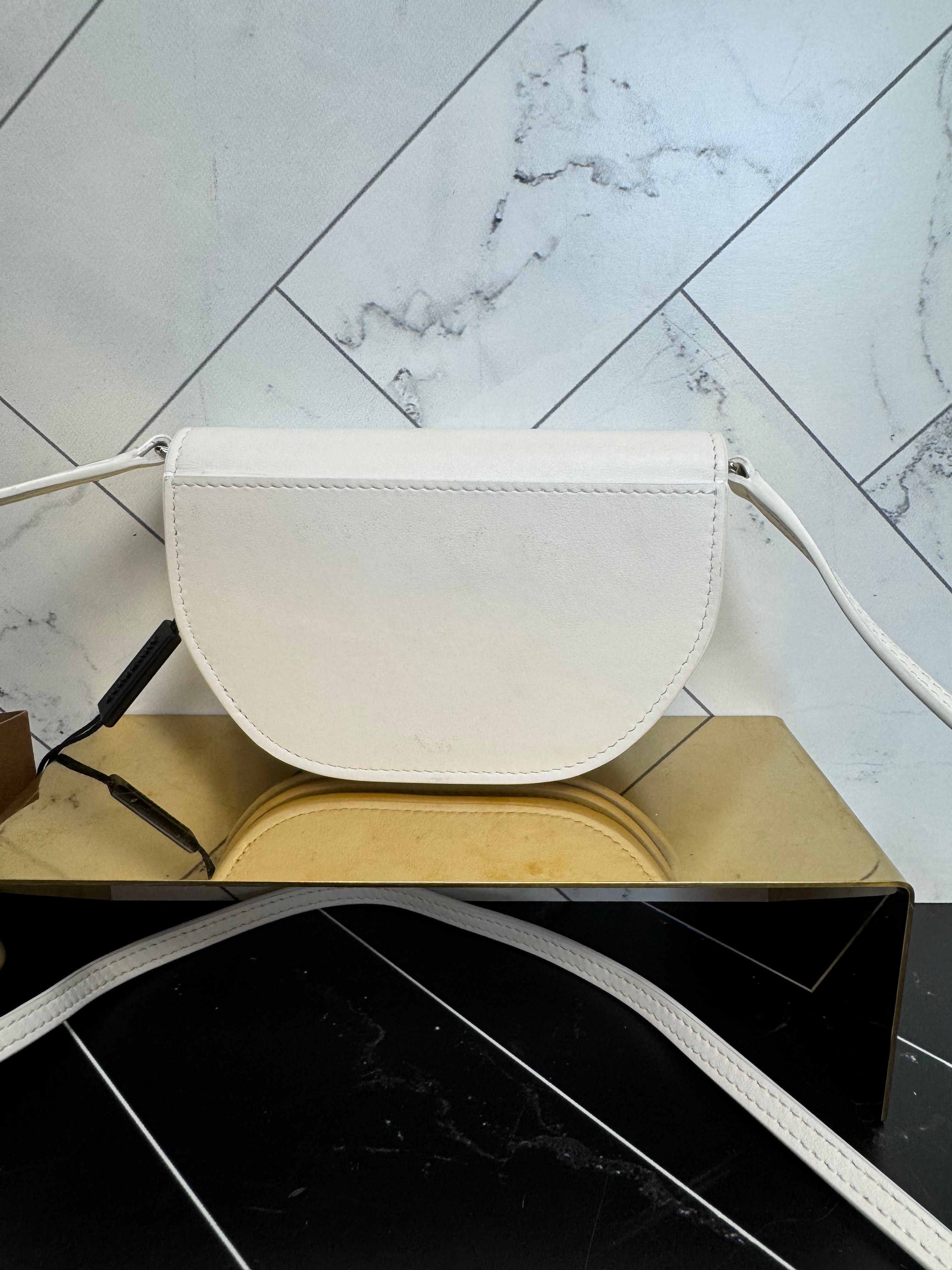 BRAND NEW Burberry White Leather Cardholder Crossbody