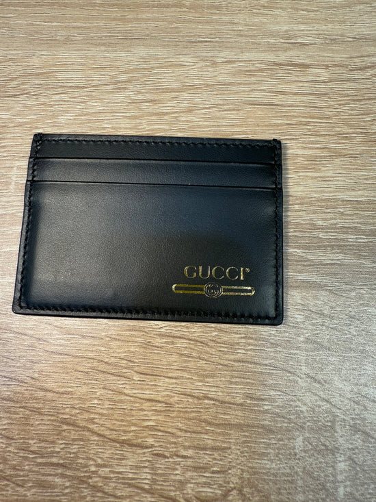 LIKE NEW- Gucci Black Logo Card Holder