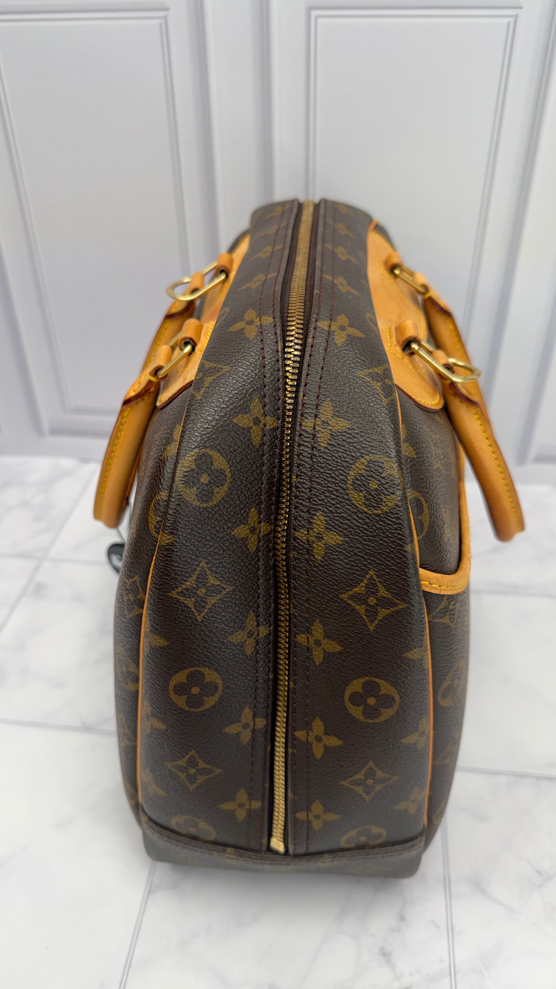 *DONS DROP* Louis Vuitton Monogram Deauville Handbag