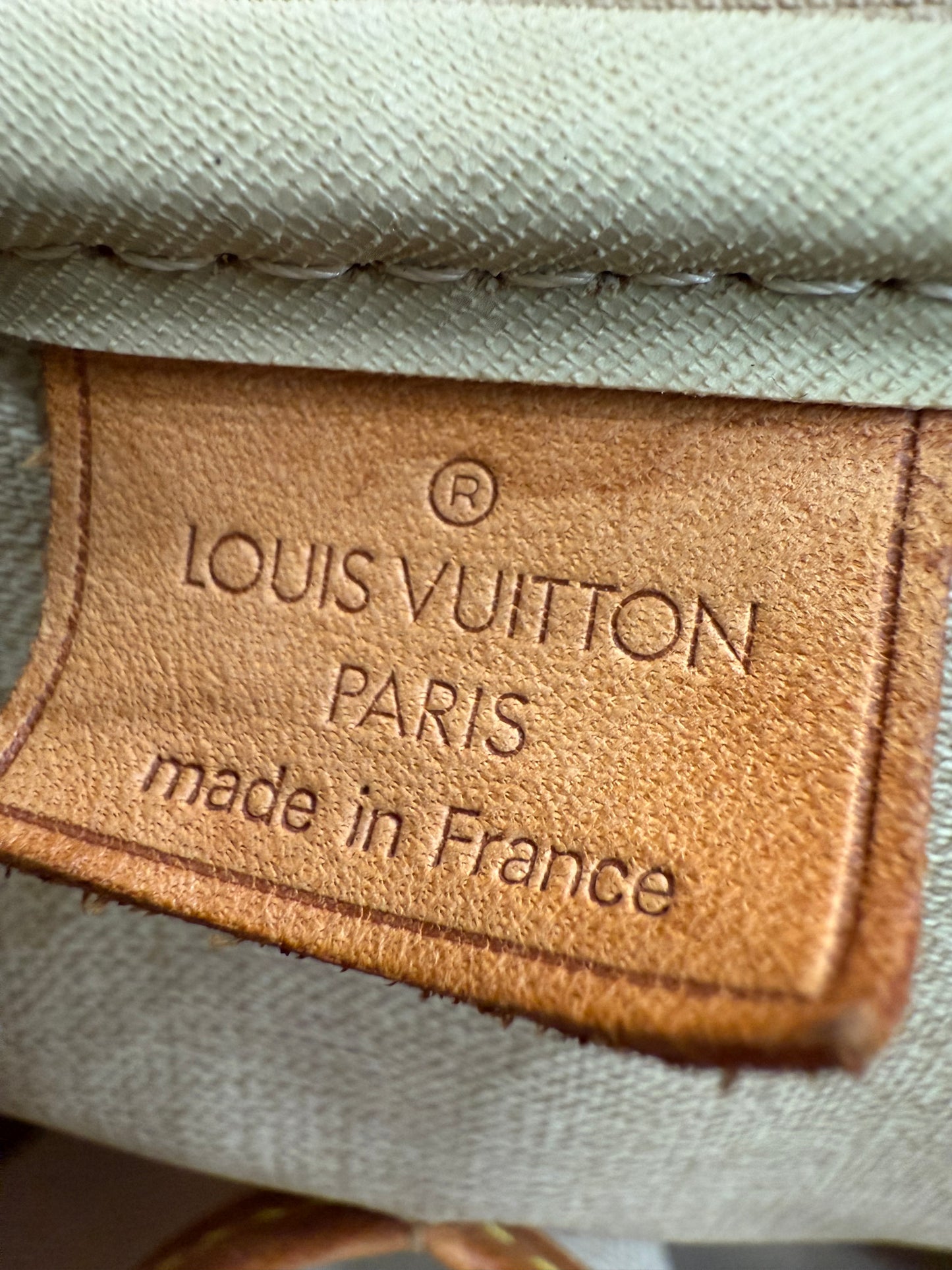 Louis Vuitton Monogram Deauville Bag