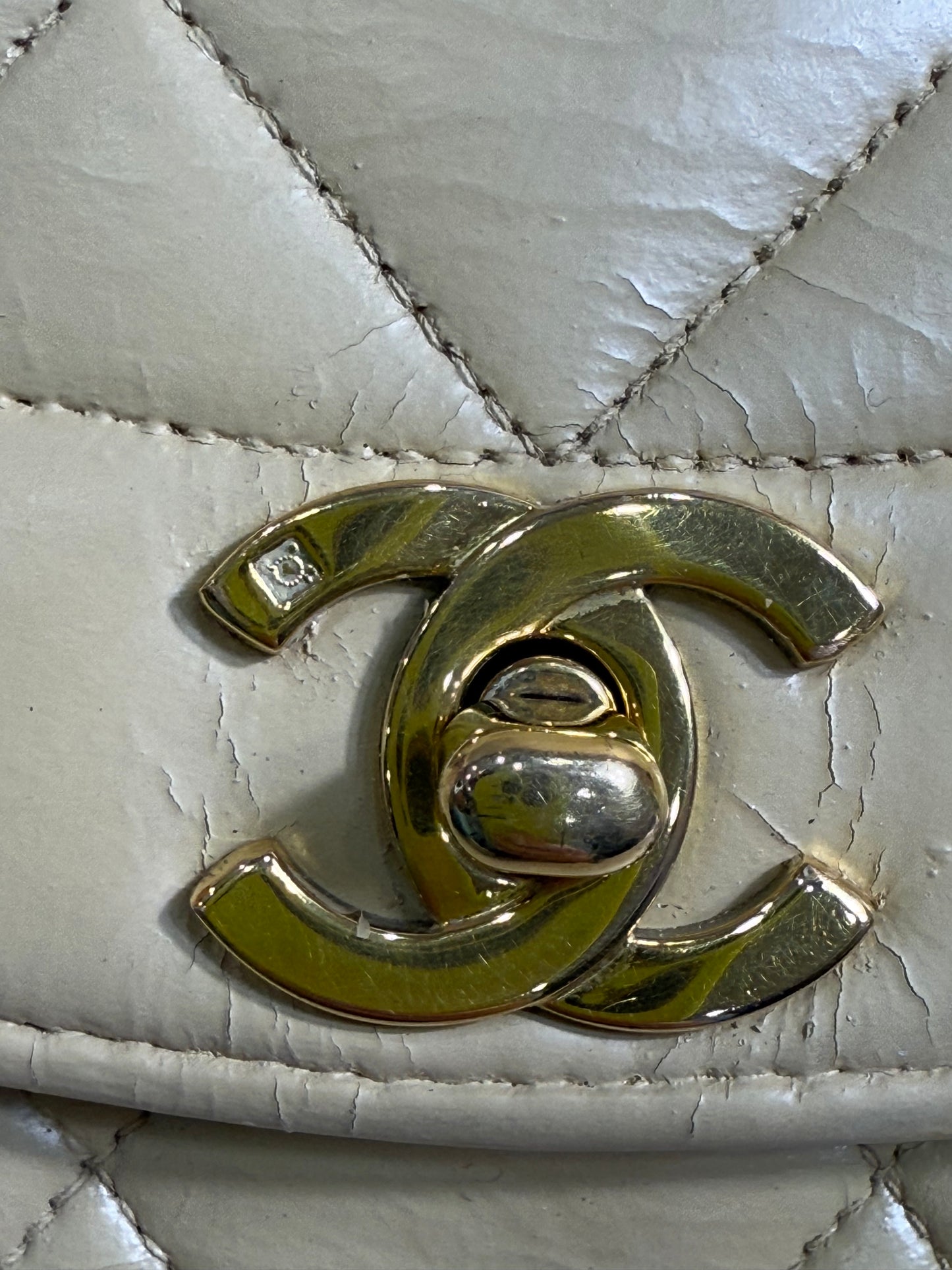 Chanel Vintage Quilted Beige Lambskin Diana Flap Bag