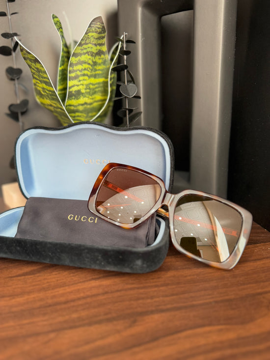 BRAND NEW Gucci Tortoiseshell & Gold Oversized Sunglasses