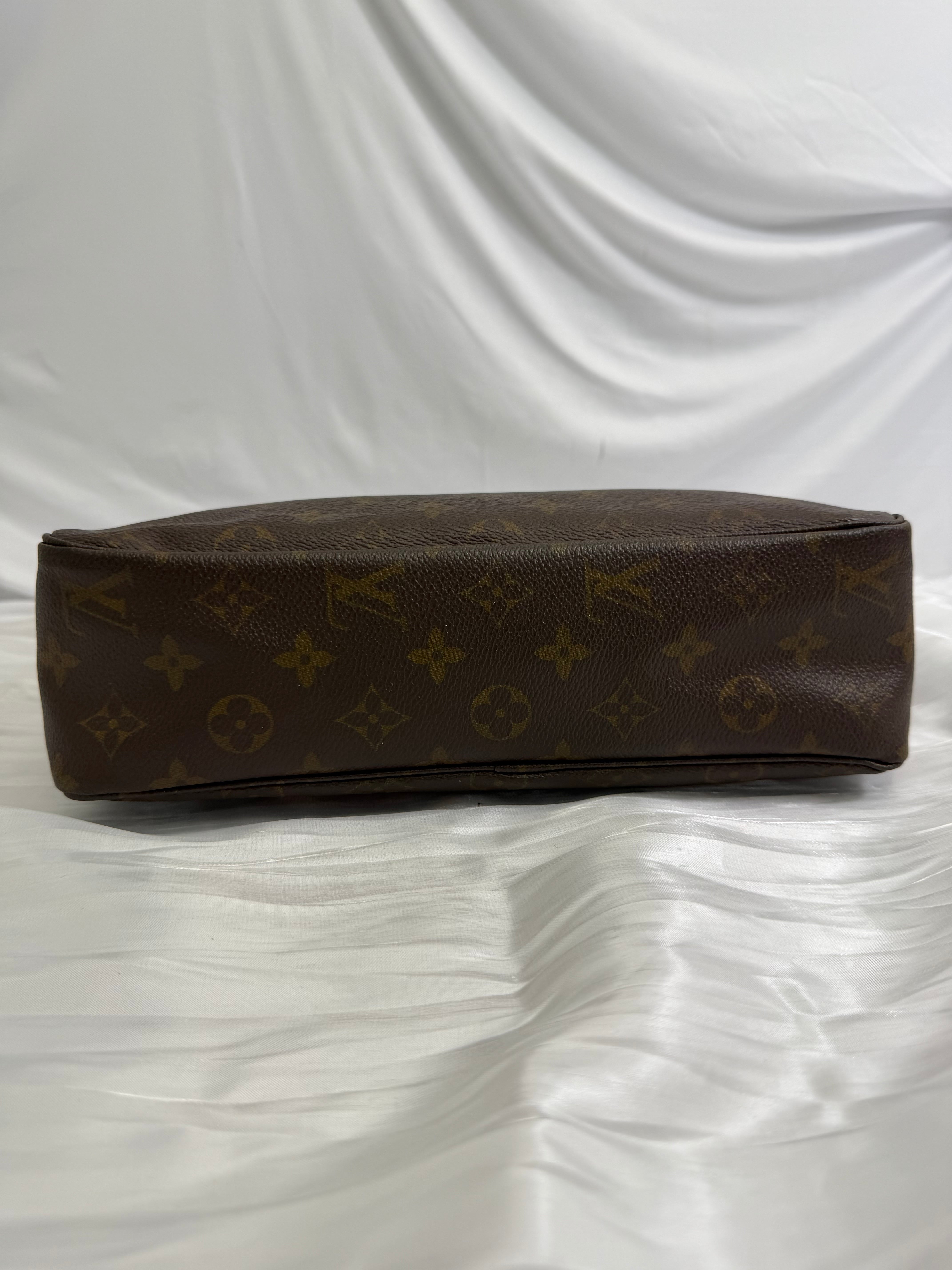 Louis Vuitton Monogram Trousse Toilette 28