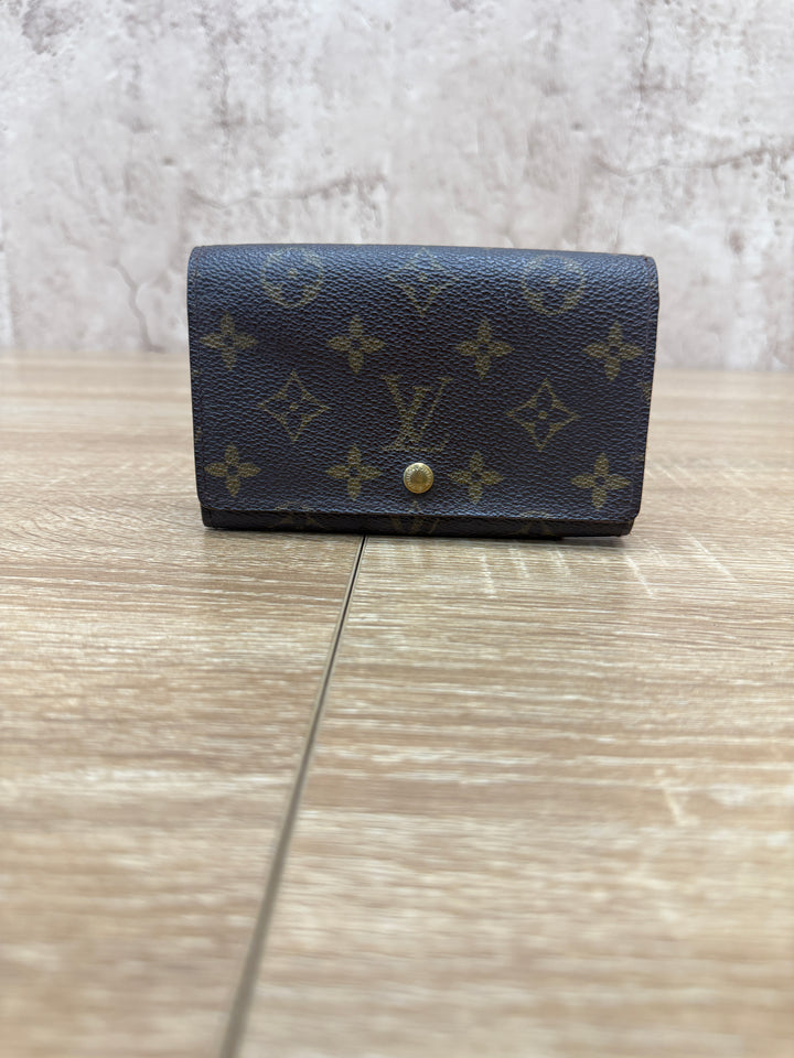 Louis Vuitton Monogram Porte Monnaie Compact Wallet