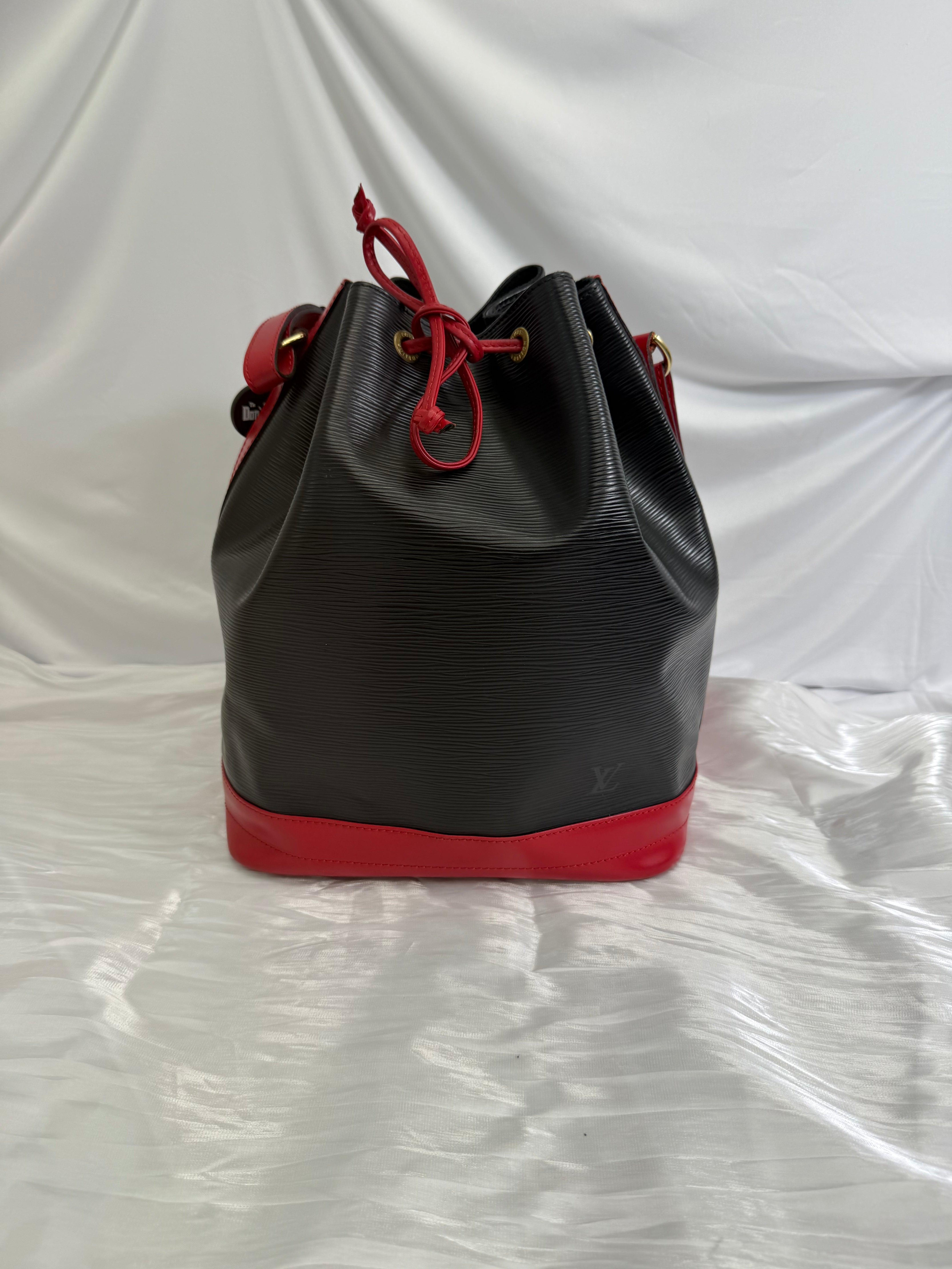 Louis Vuitton Black Epi x Red Leather Noe Bucket Bag