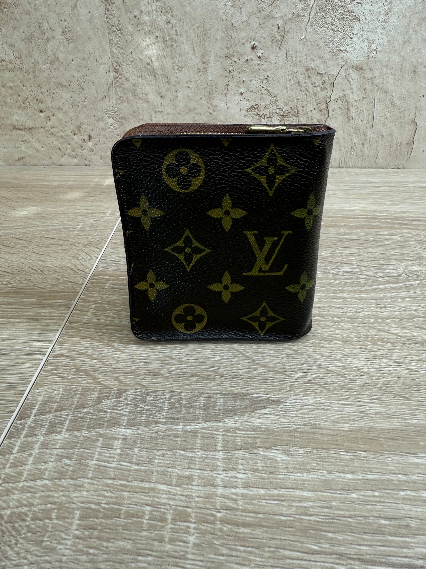 Louis Vuitton Monogram Zippy Compact Wallet