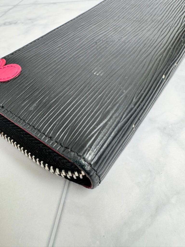 Louis Vuitton Black Epi Blooming Corners Zippy Wallet