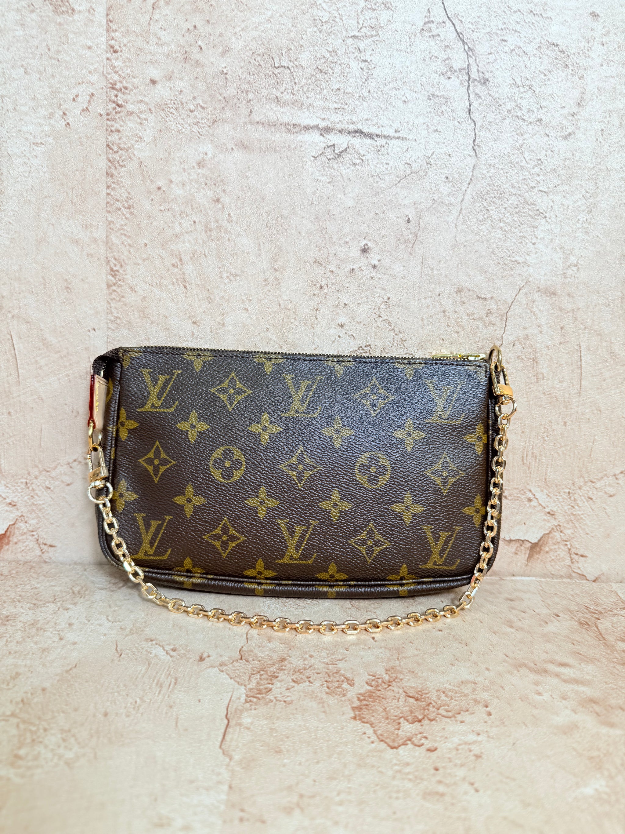 Louis Vuitton Monogram Pochette