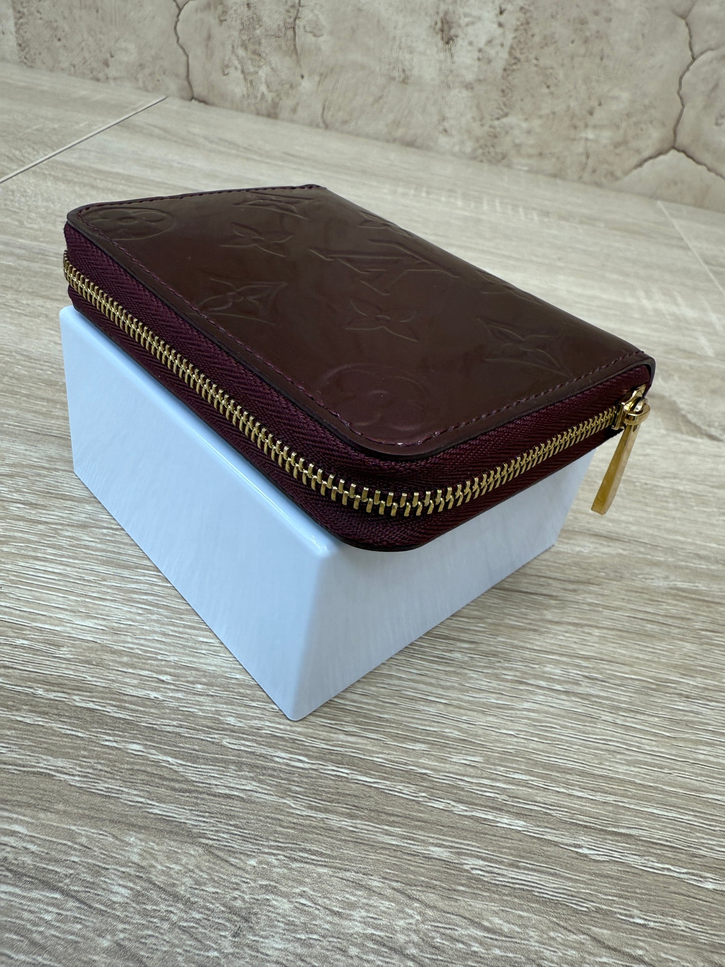 Louis Vuitton Burgundy Vernis Compact Zippy Wallet