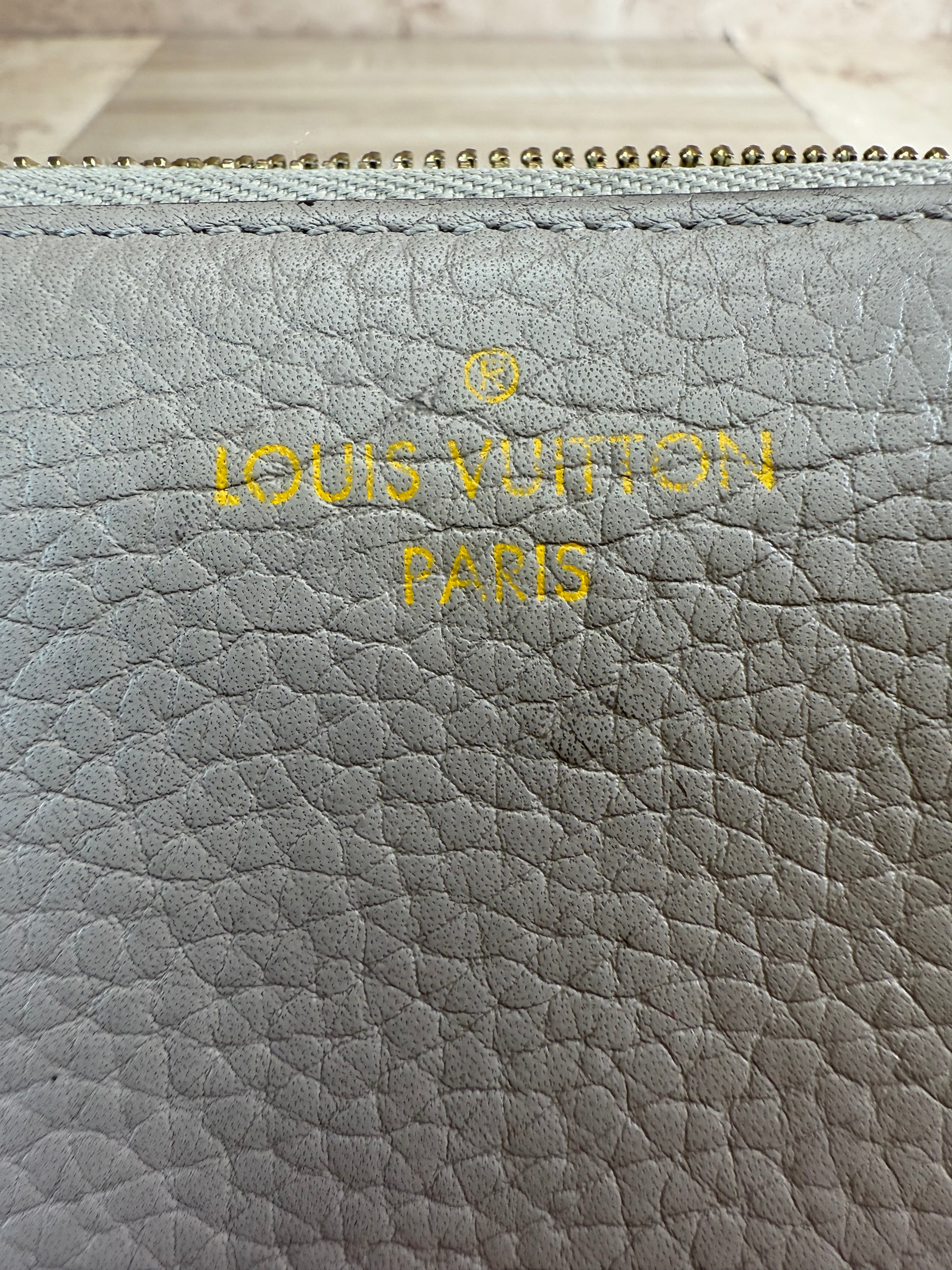 Louis Vuitton Beige Leather L Shaped Zippy Long Wallet