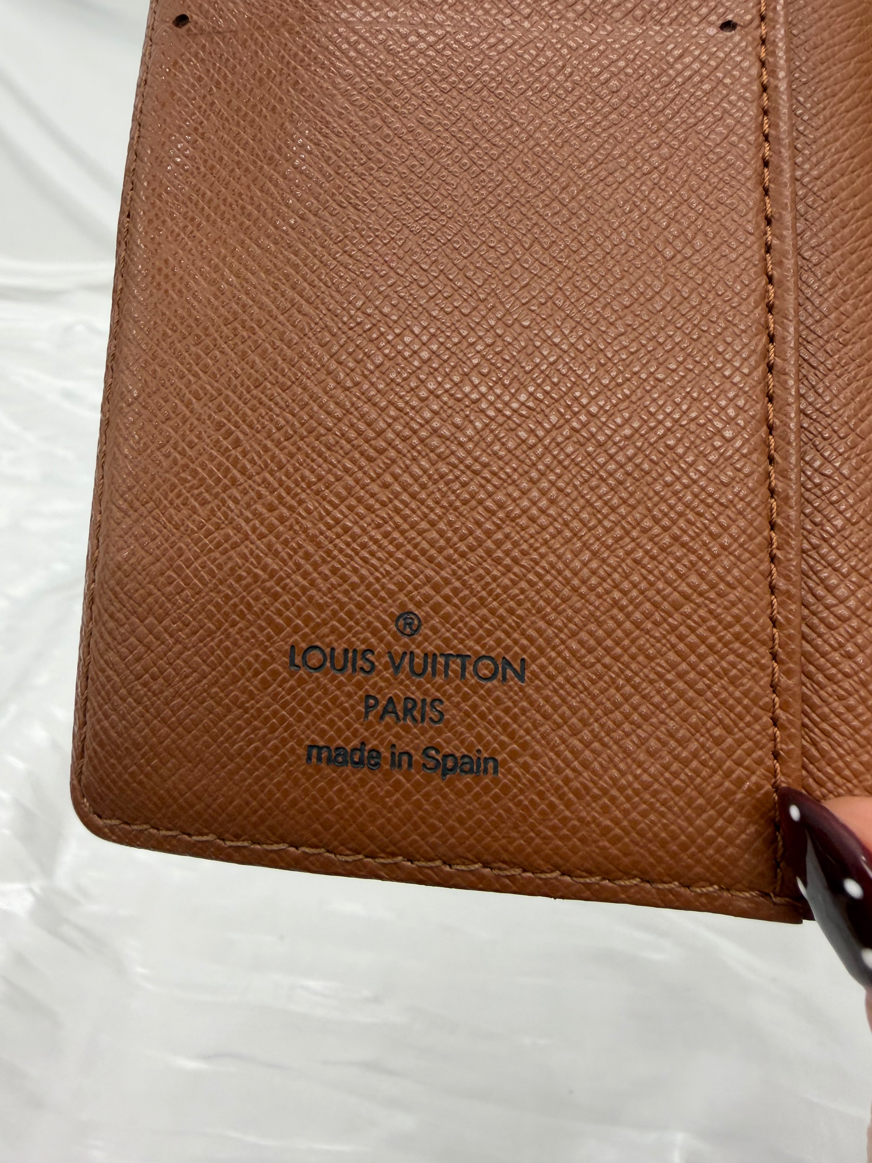 Louis Vuitton Monogram Passport Agenda PM