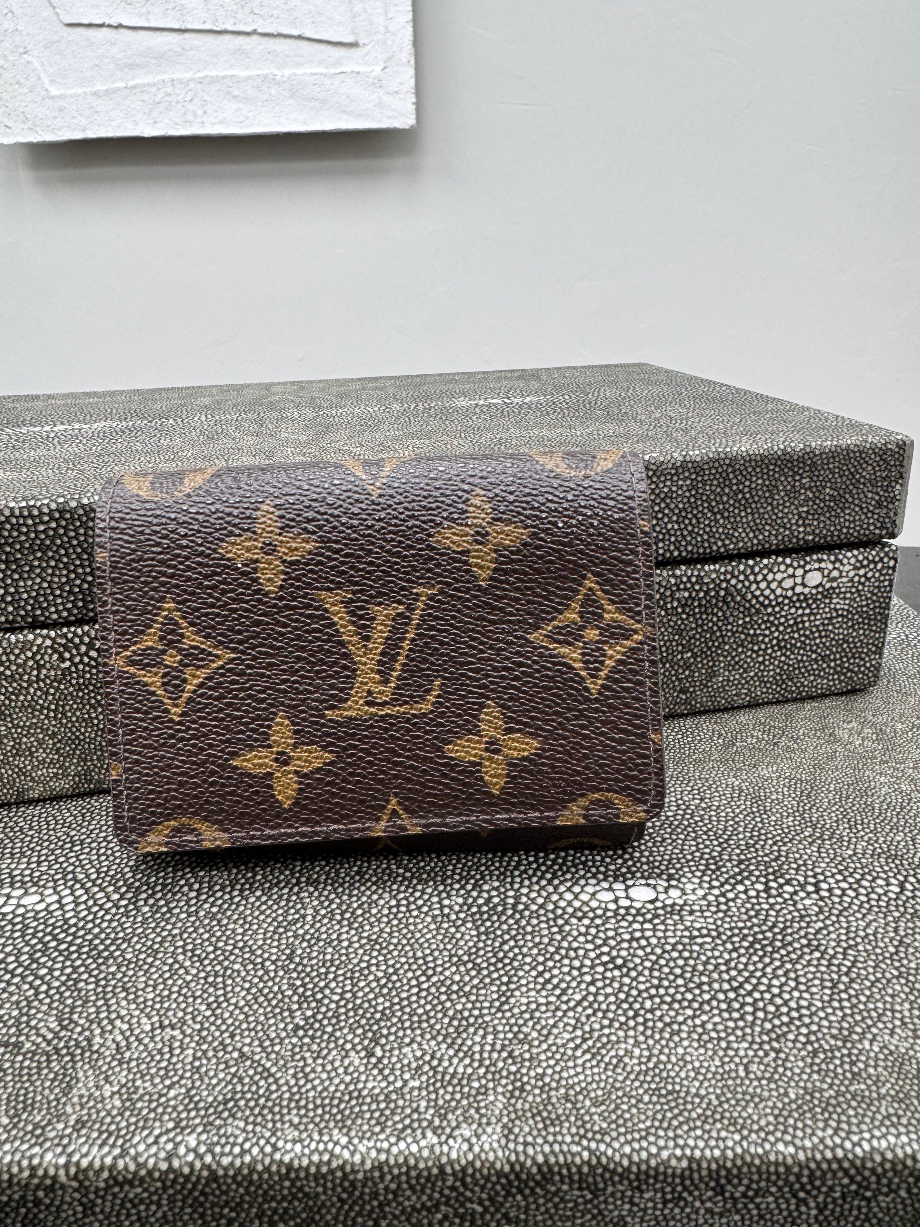 *DONS DROP* Louis Vuitton Monogram Card Case