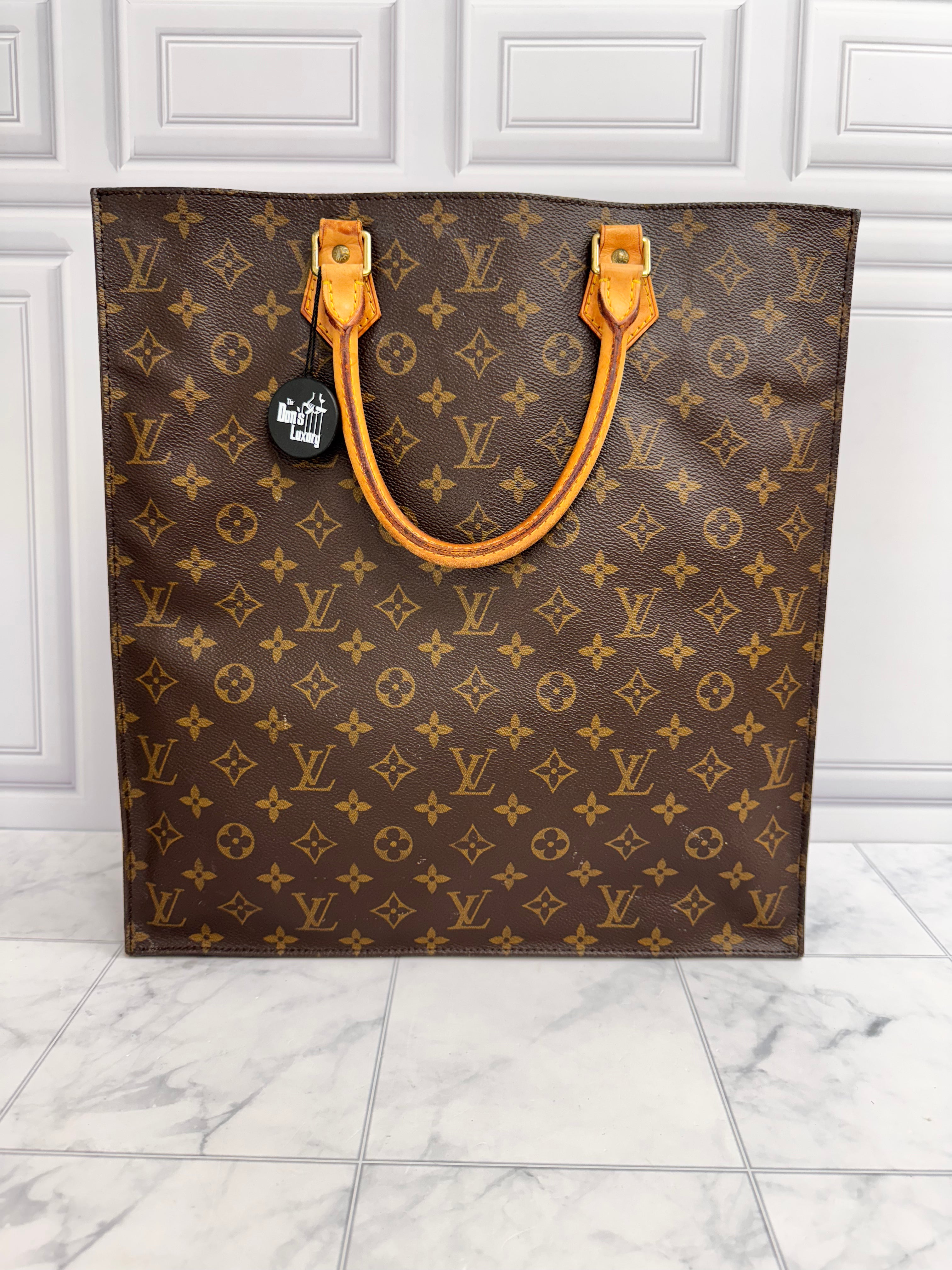Louis Vuitton Monogram Sac Plat