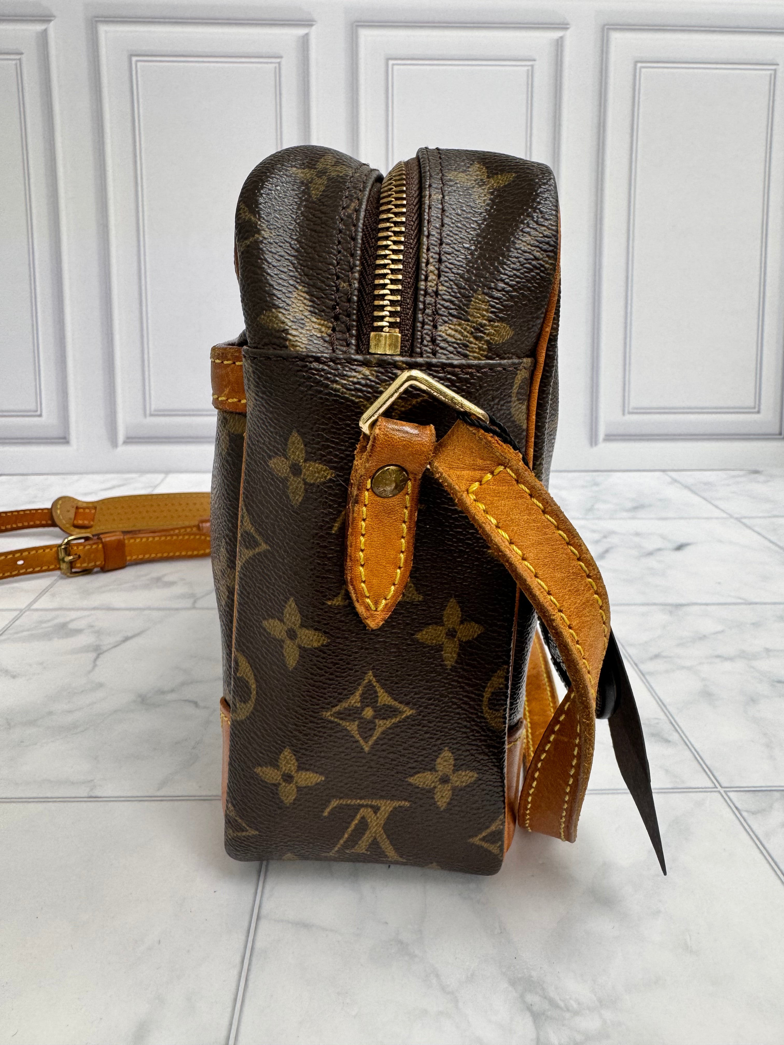Louis Vuitton Monogram Trocadero 30 Shoulder Bag