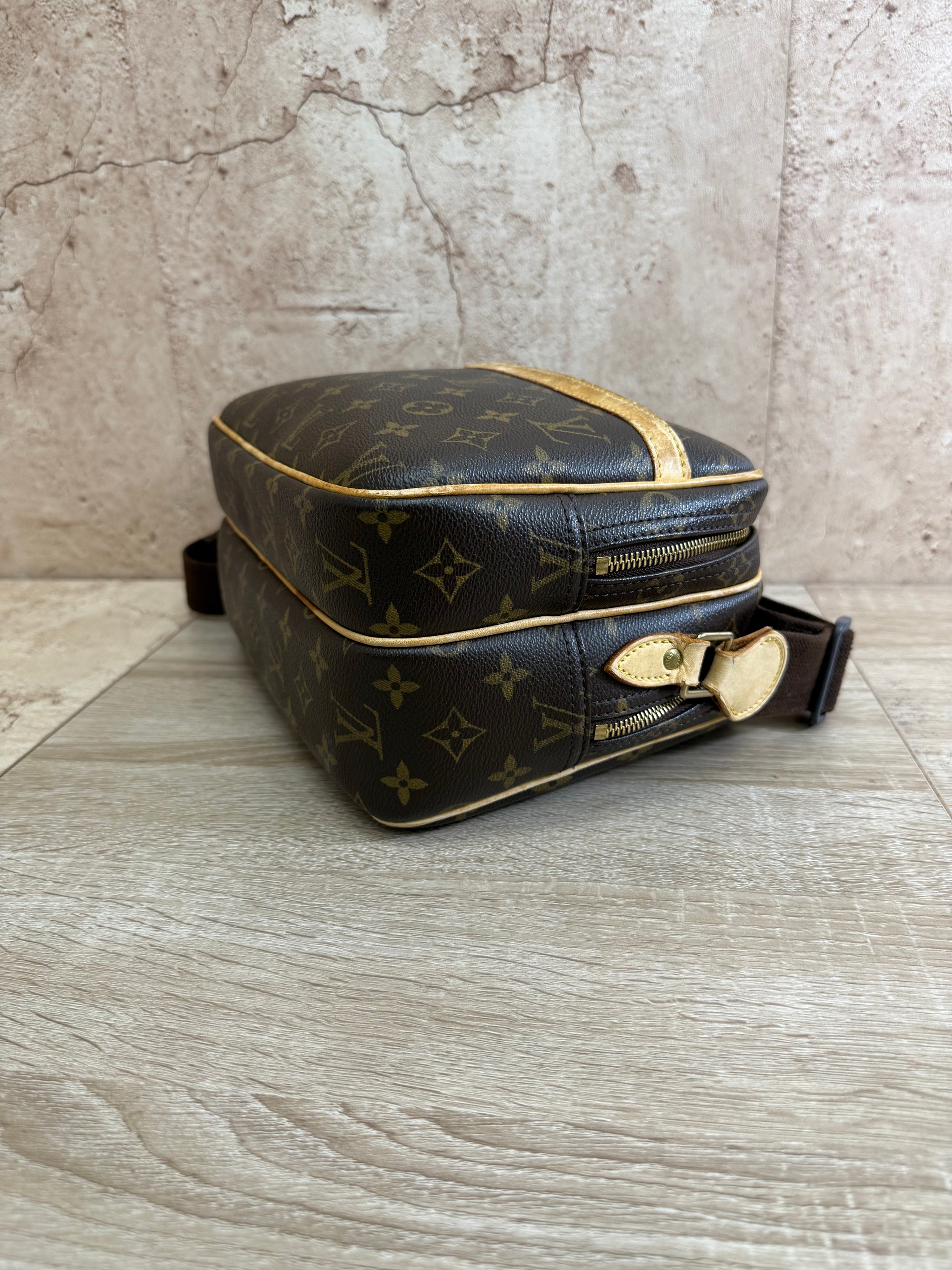 Louis Vuitton Monogram Reporter PM