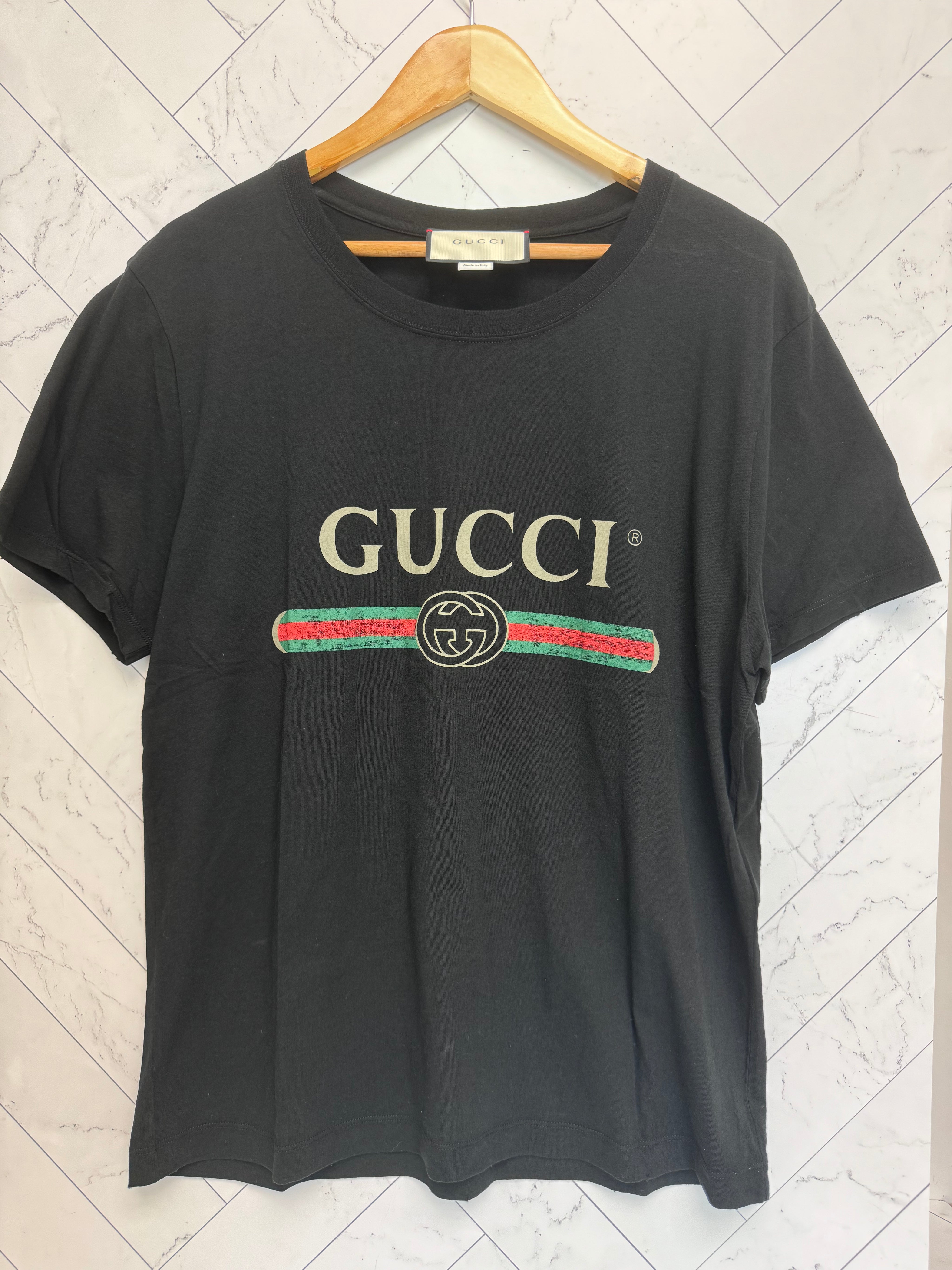 Gucci Black Bar Logo T-Shirt Size Medium