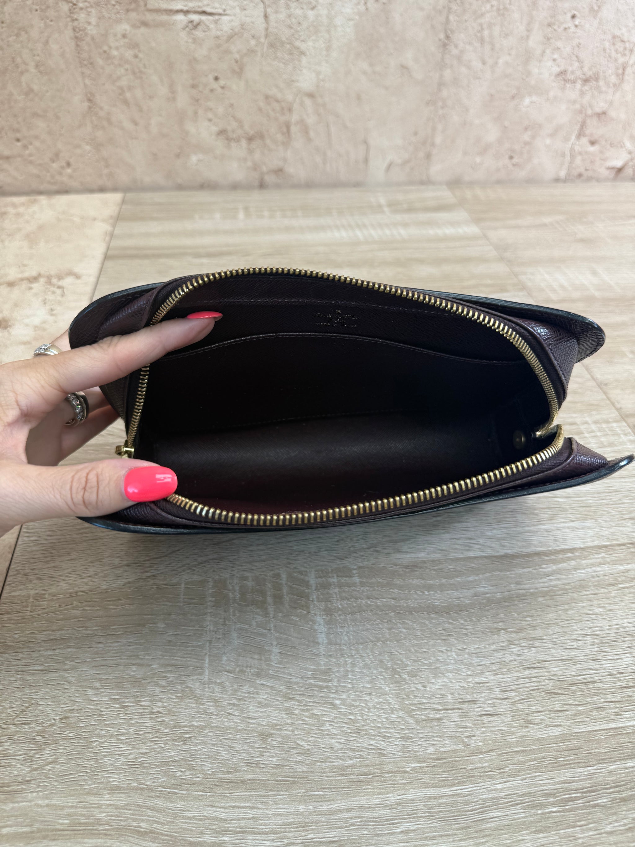 Louis Vuitton Burgundy Taiga Leather Baikal Clutch Bag