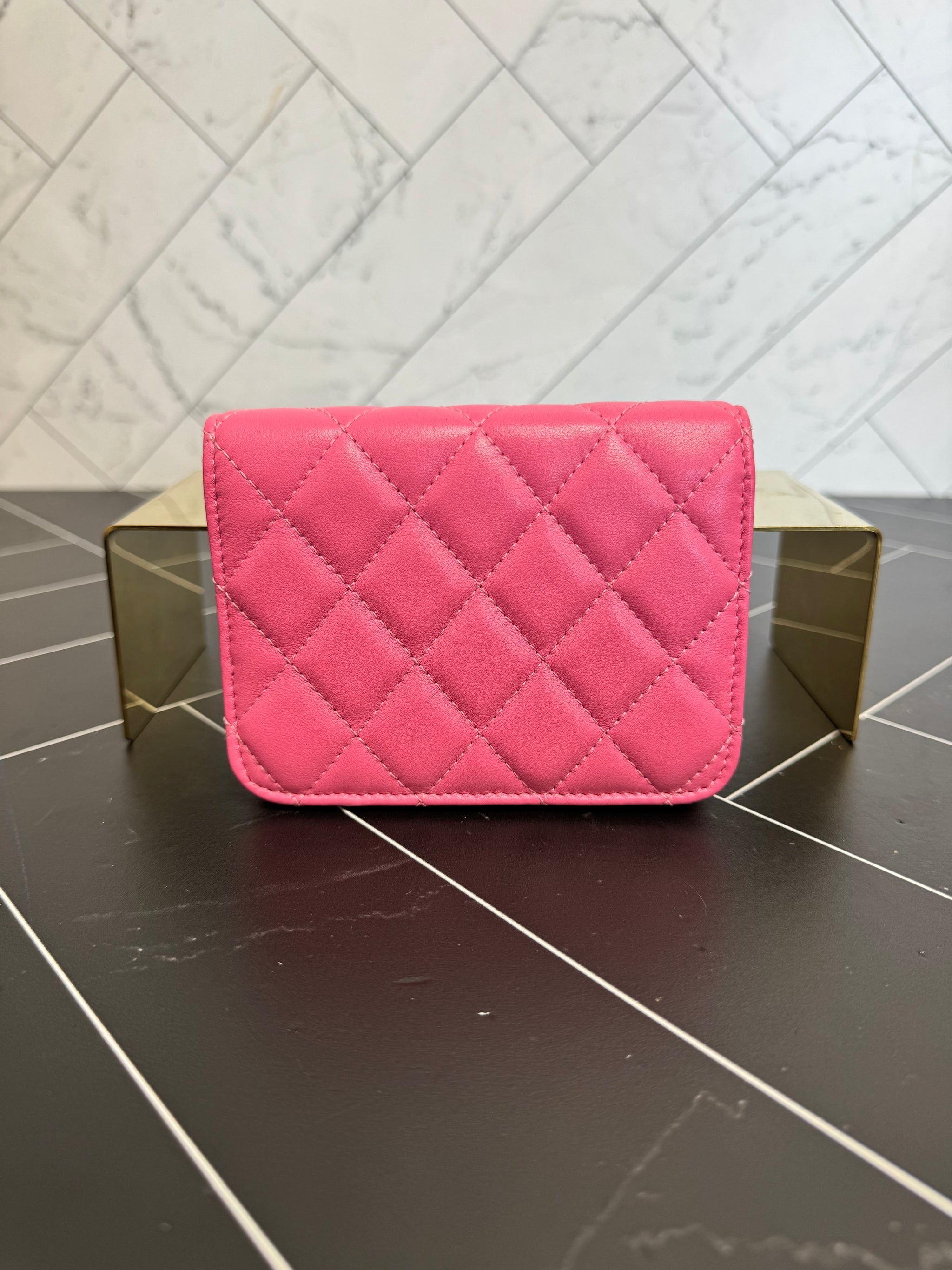 BRAND NEW Chanel Pink Quilted Lambskin Mini Pearl Crush Flap Clutch with Chain