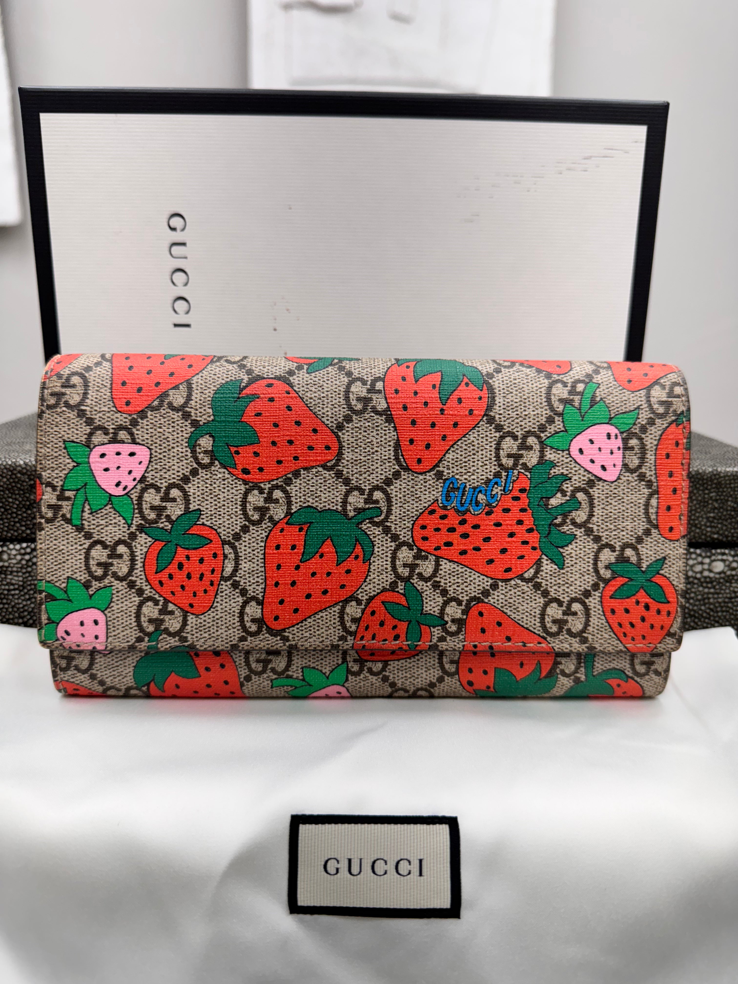 Gucci GG Supreme Strawberry Print Long Wallet