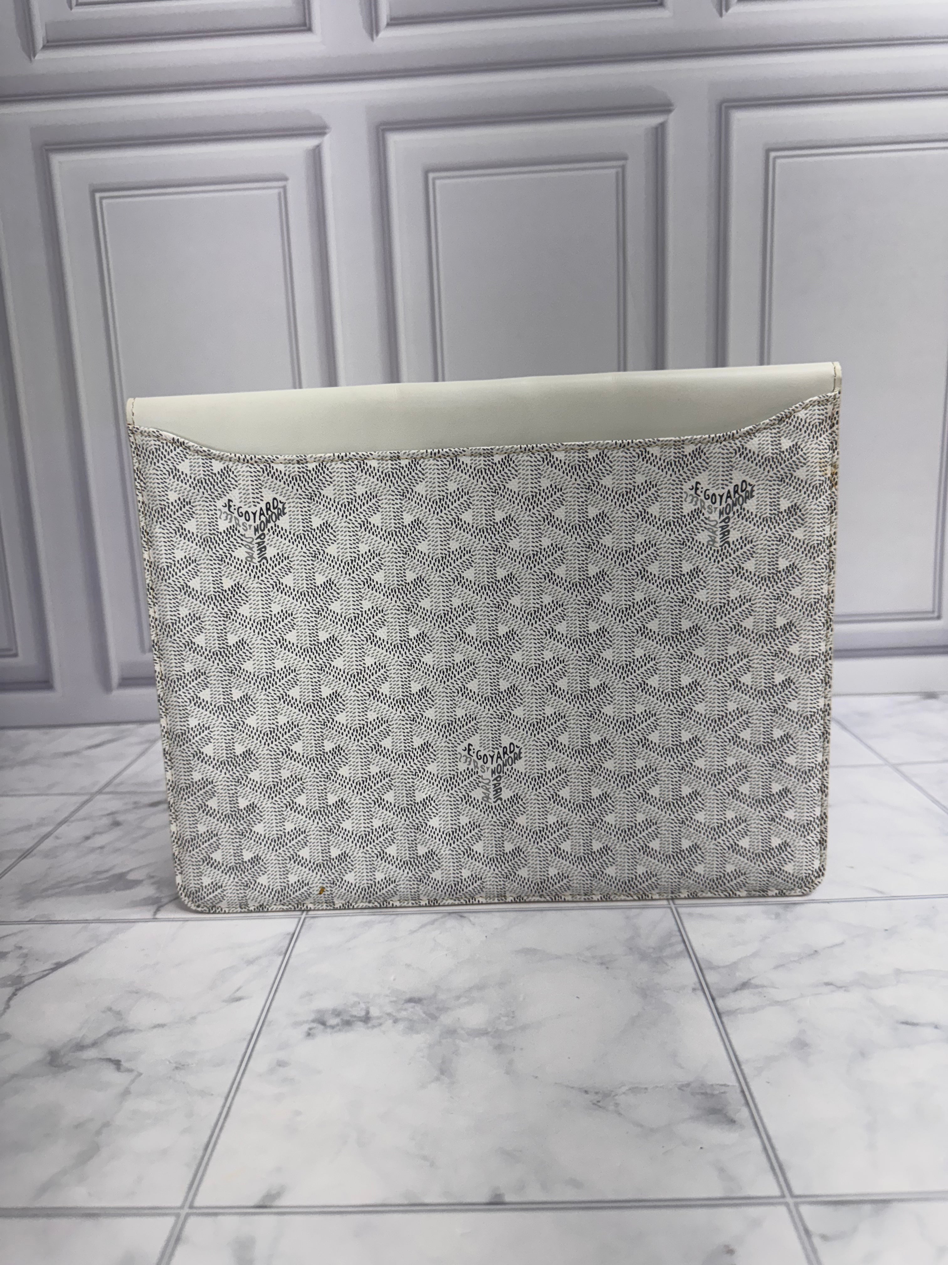 Goyard White Goyardine Camondo MM Horizontal Clutch Bag