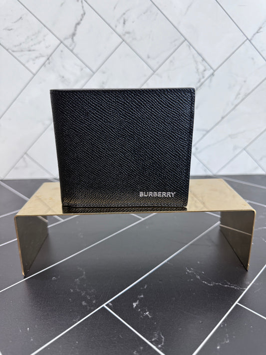 BRAND NEW Burberry Black Leather Bifold Wallet