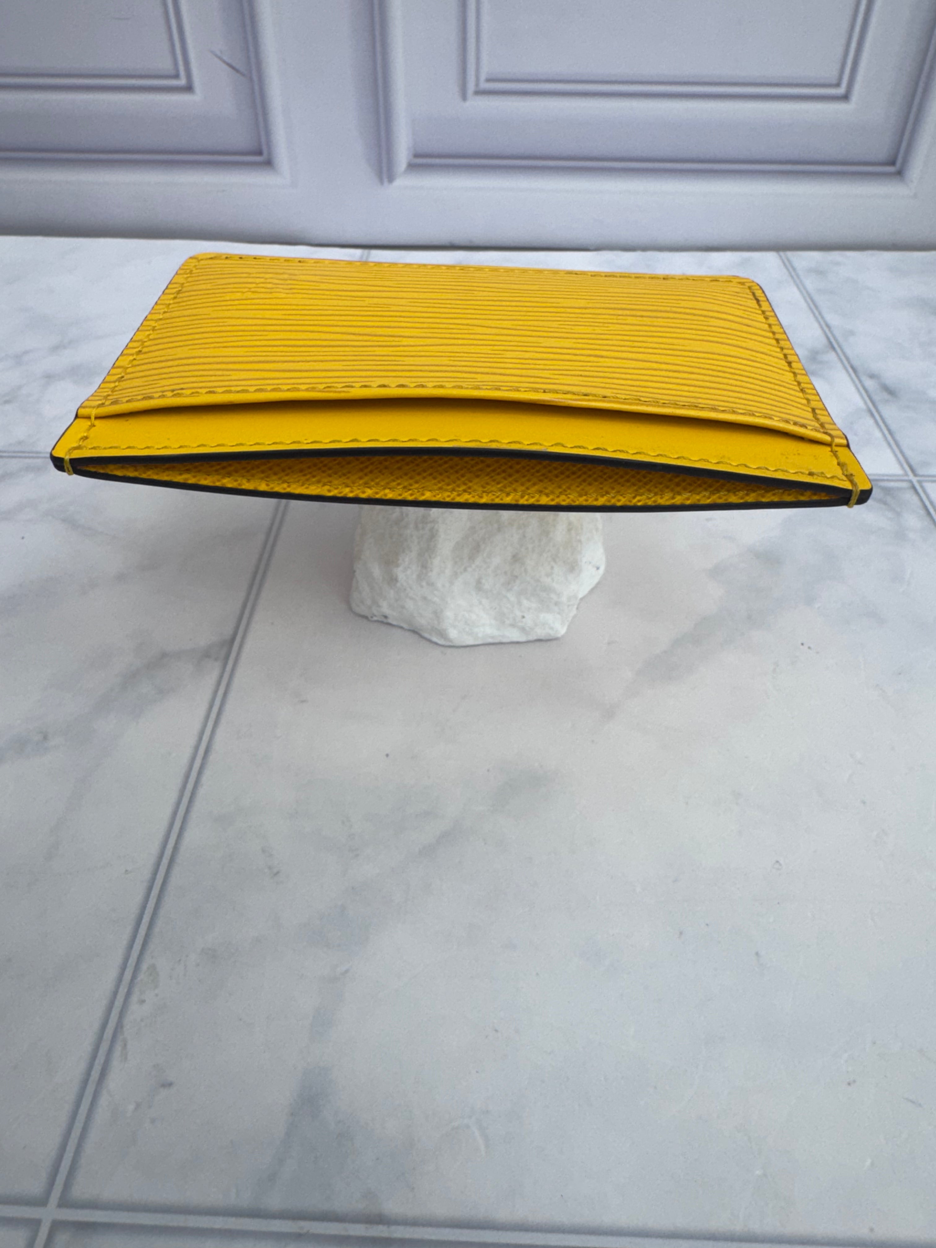 LIKE NEW - Louis Vuitton Yellow Epi Leather Card Holder