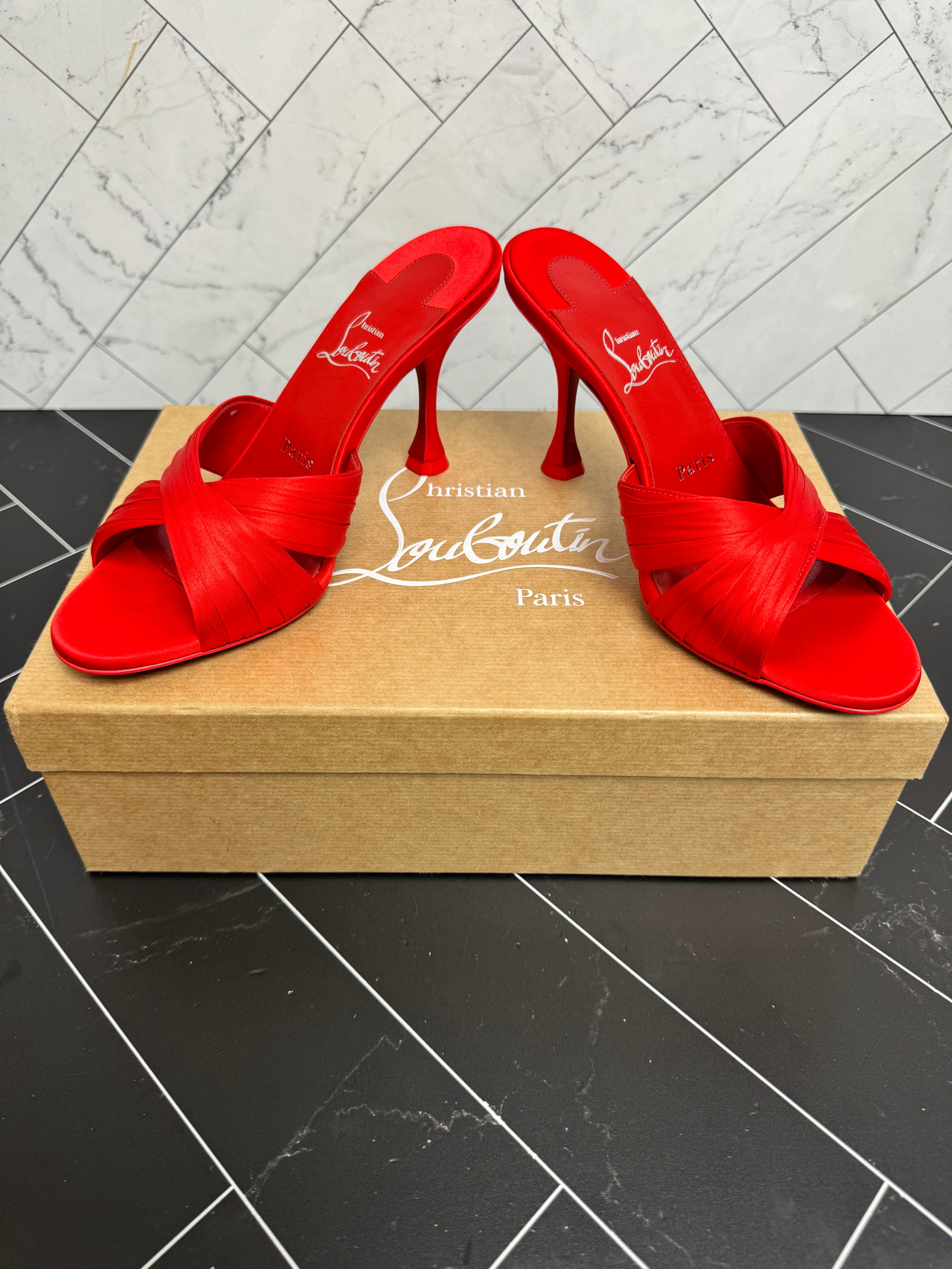 Christian Louboutin Red Nicol Is Back Size 38