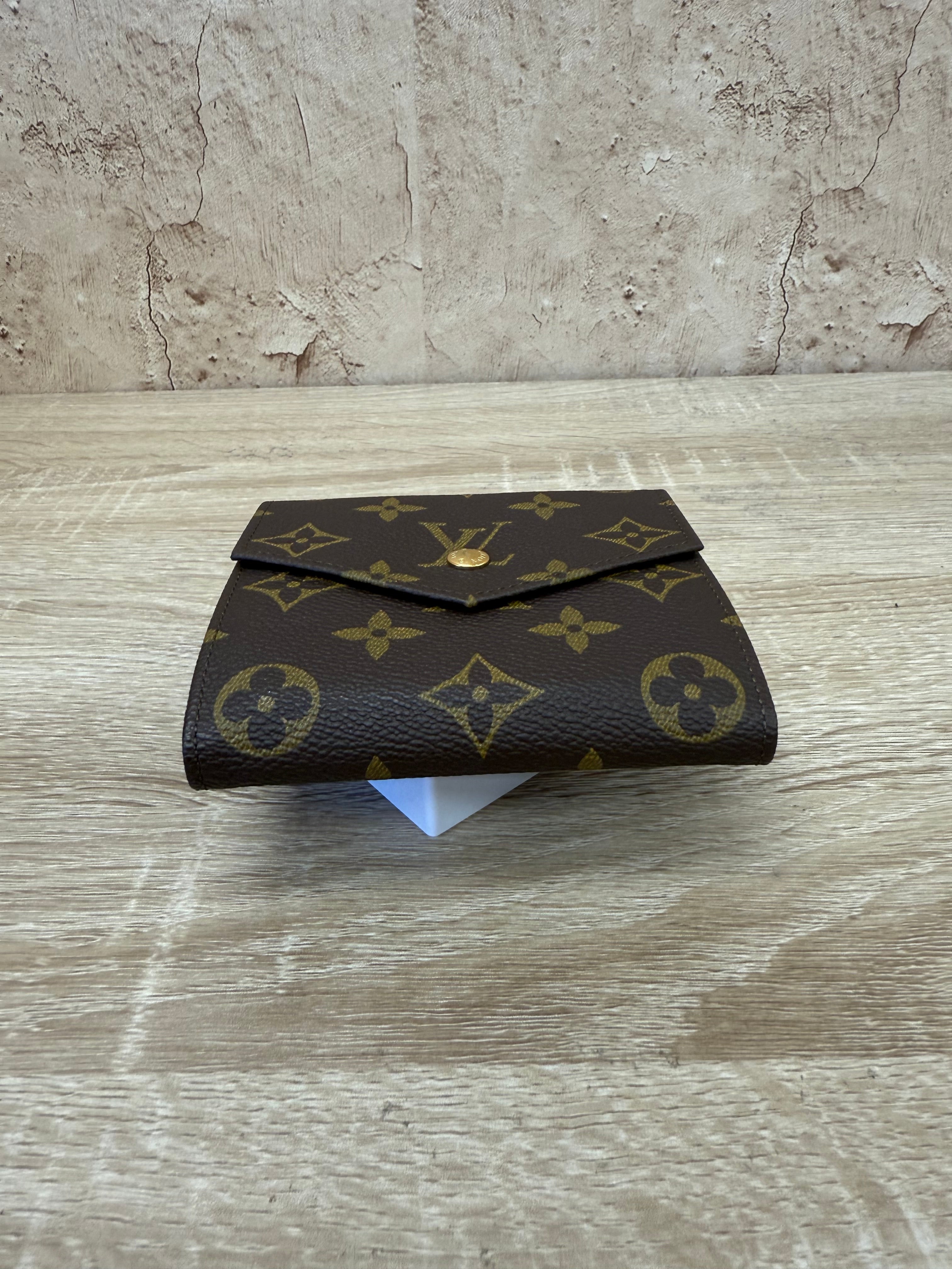Louis Vuitton Monogram Elise Wallet