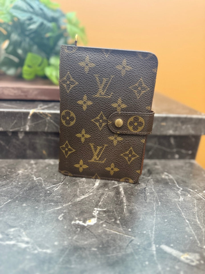 Louis Vuitton Monogram Porte Papier Wallet