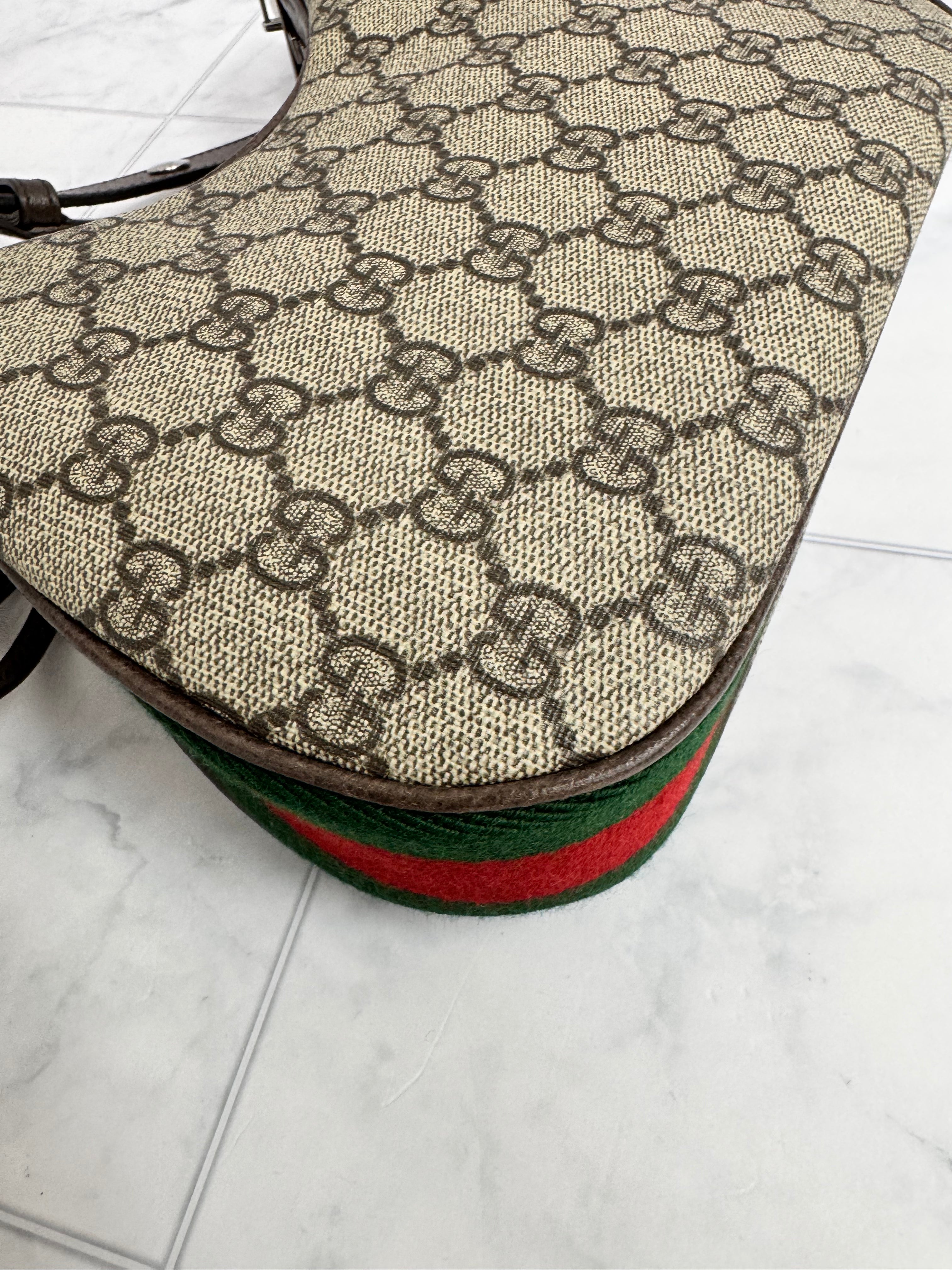 *DONS DROP* Gucci GG Supreme Canvas Attache Shoulder Bag