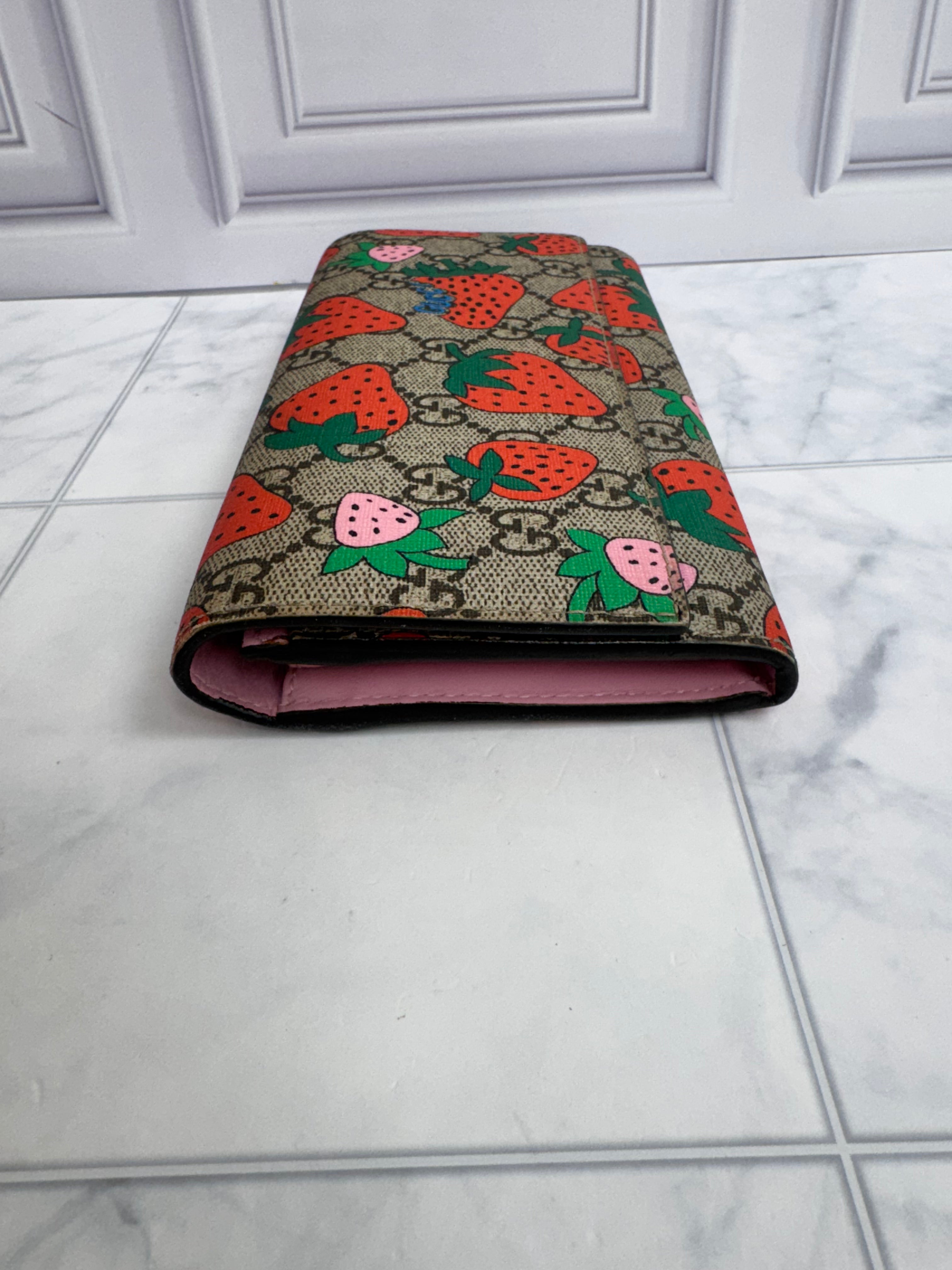 Gucci GG Supreme Strawberry Print Long Wallet