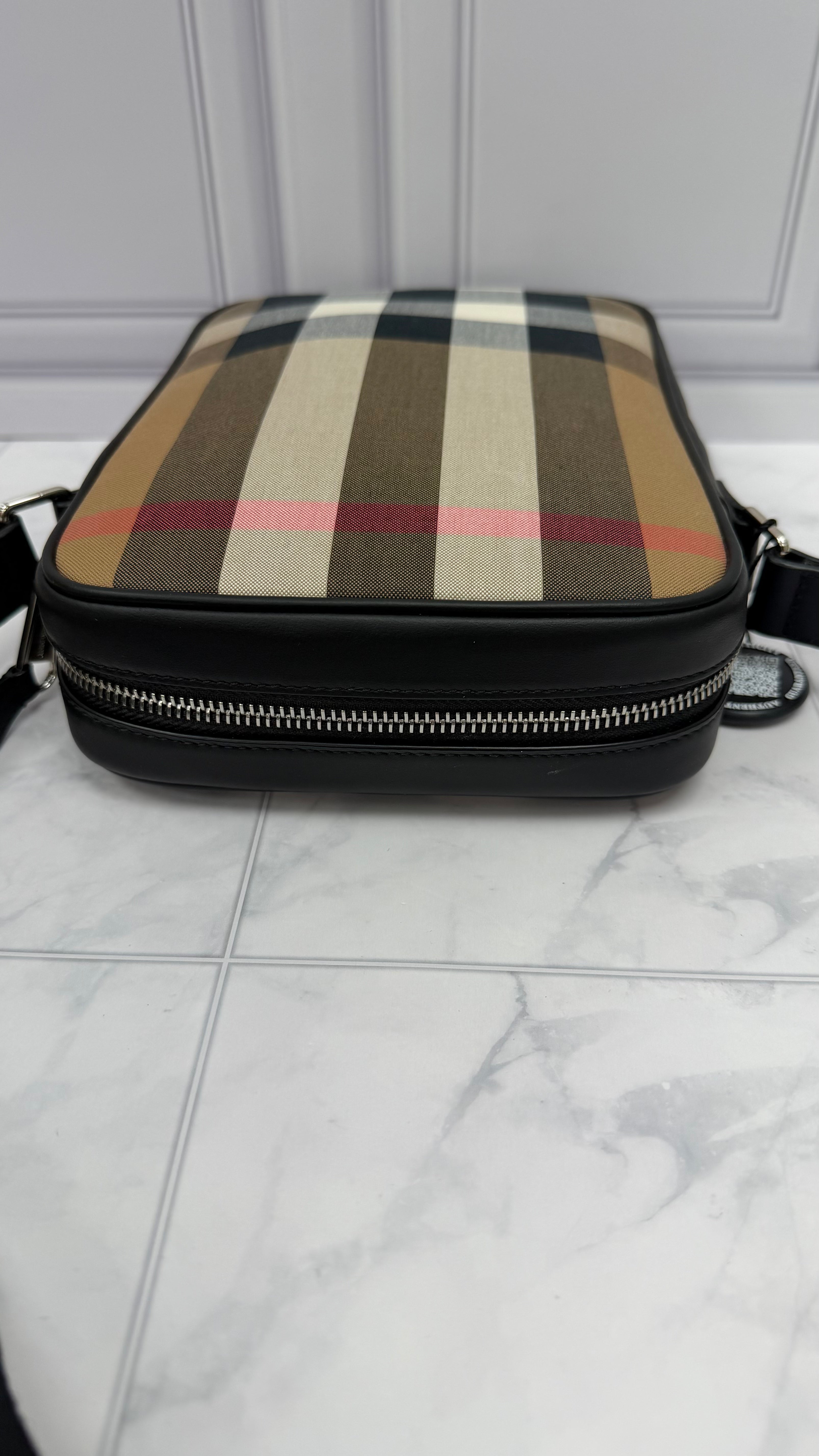 *DONS DROP* BRAND NEW Burberry Check Canvas & Leather Paddy Crossbody