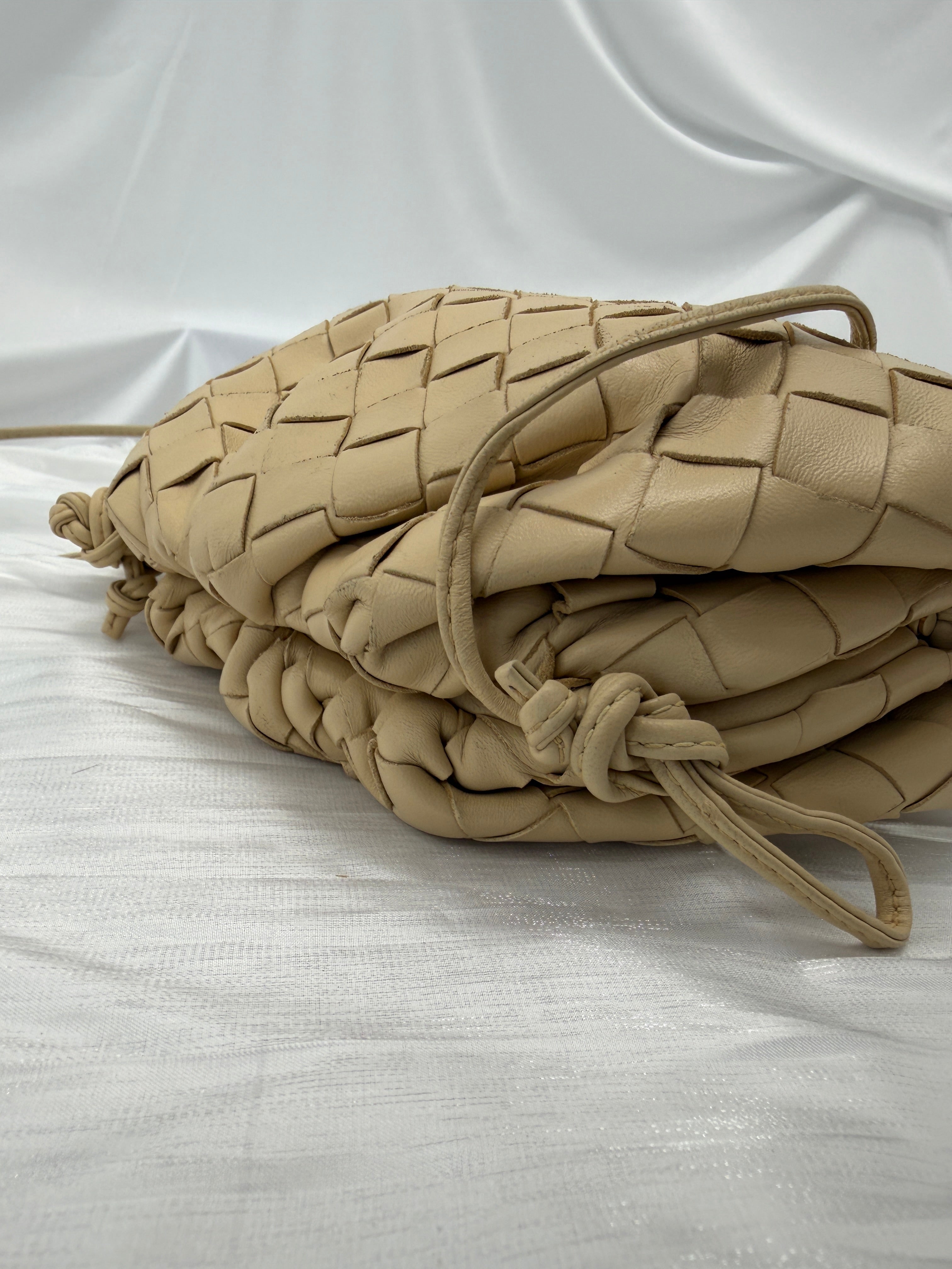Bottega Veneta Cream Mini Intrecciato Leather Pouch Clutch