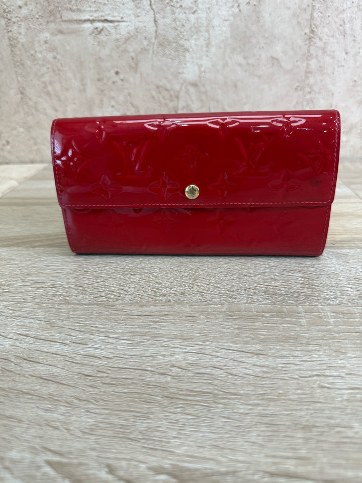 Louis Vuitton Red Vernis Sarah Wallet