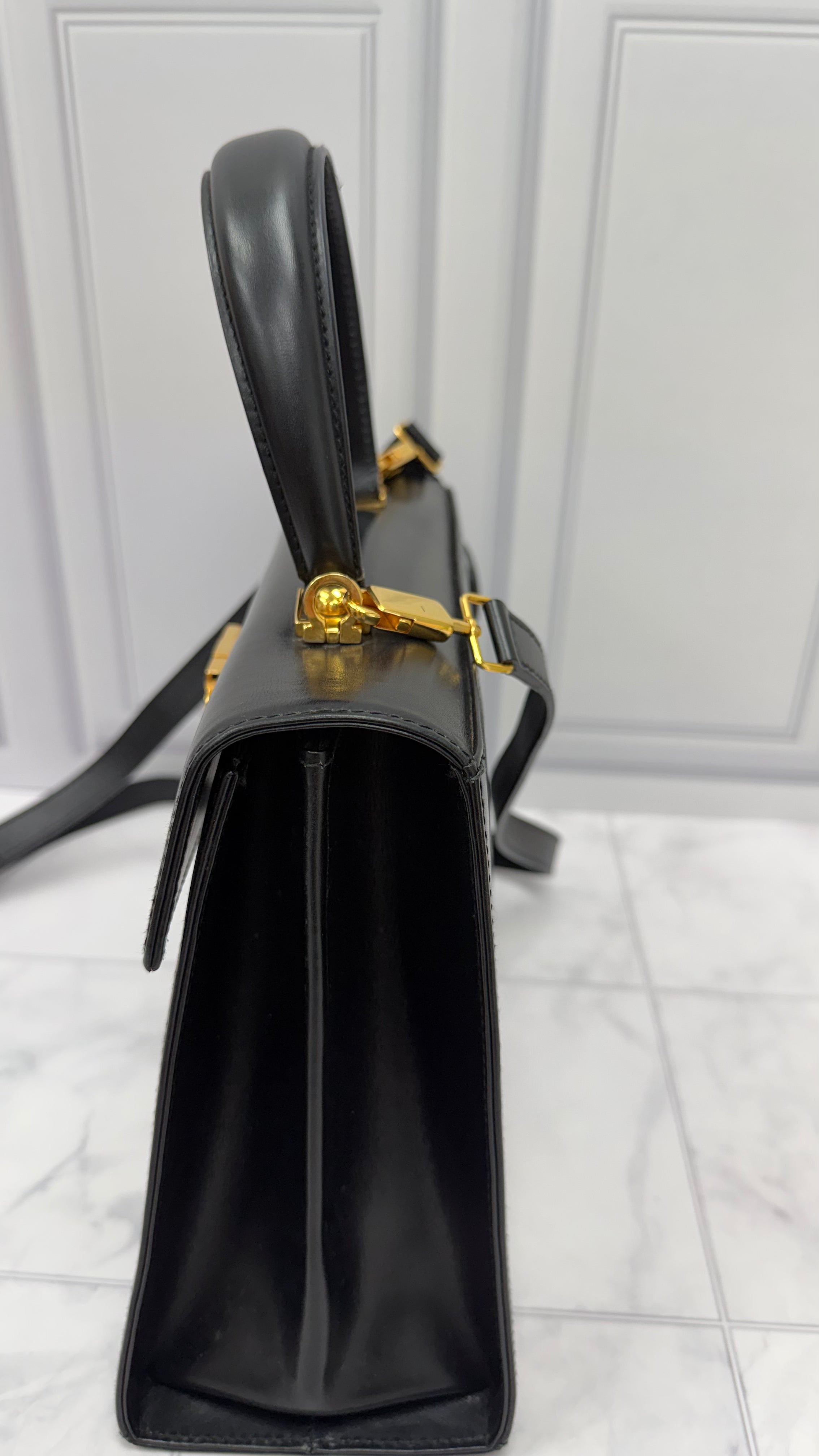 *DONS DROP* Salvatore Ferragamo Black Leather Brushed Off Top Handle Bag
