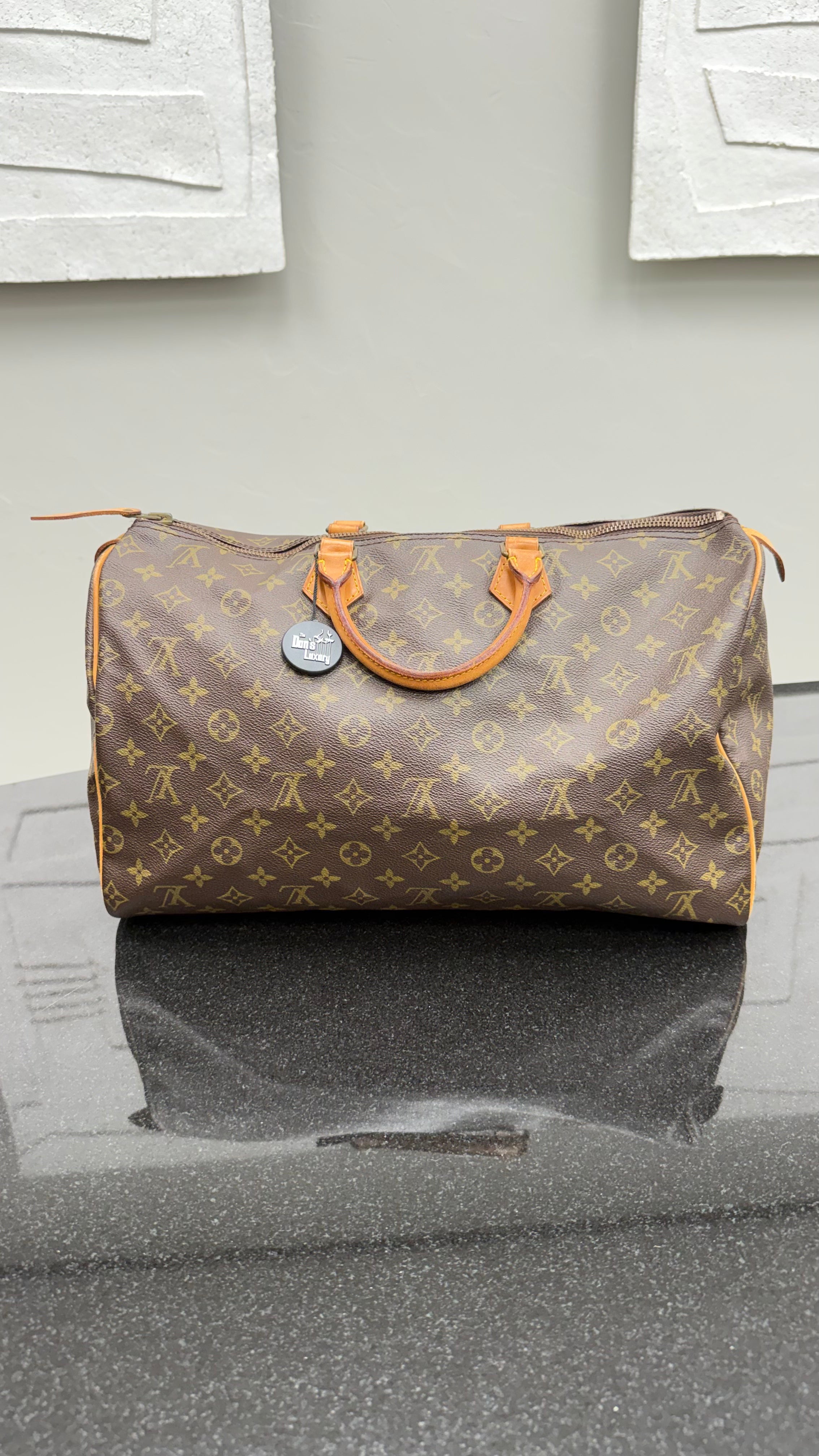 Louis Vuitton Monogram Speedy 40