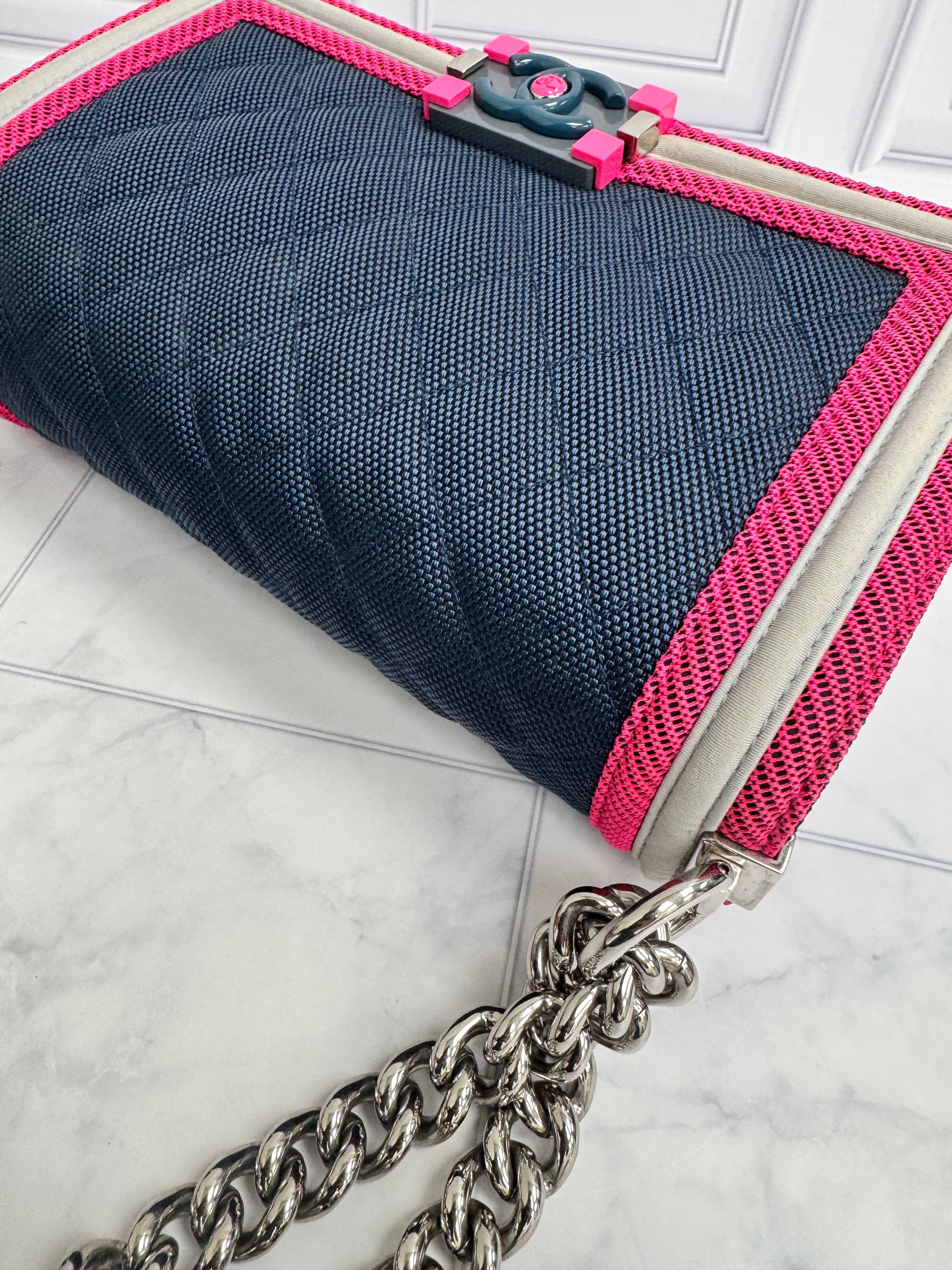 *DONS DROP* Chanel Navy & Pink Quilted Canvas Fluo Medium Boy Flap Bag