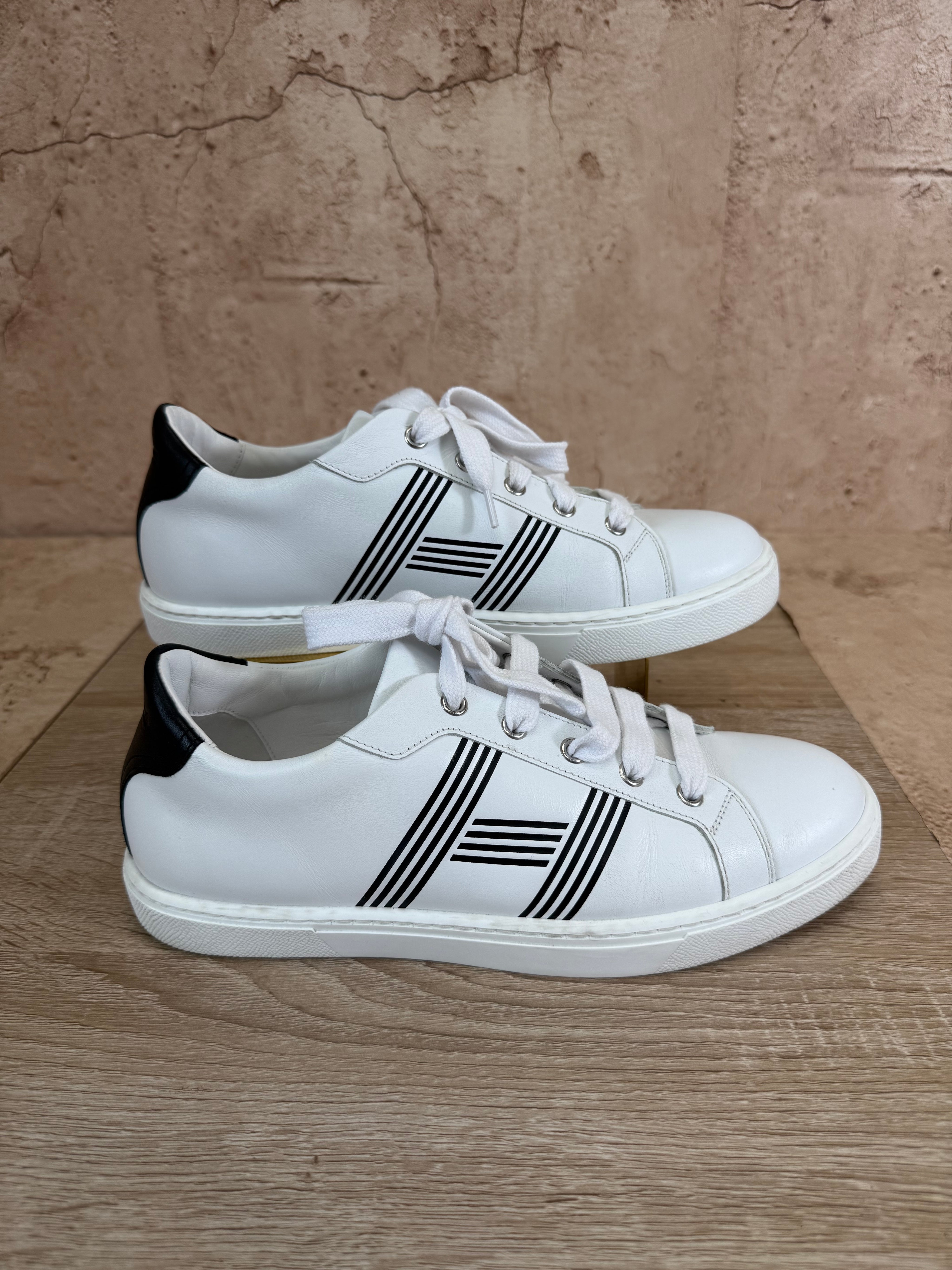 Hermès White & Black Leather Avantage Low Top Sneaker 39.5/9