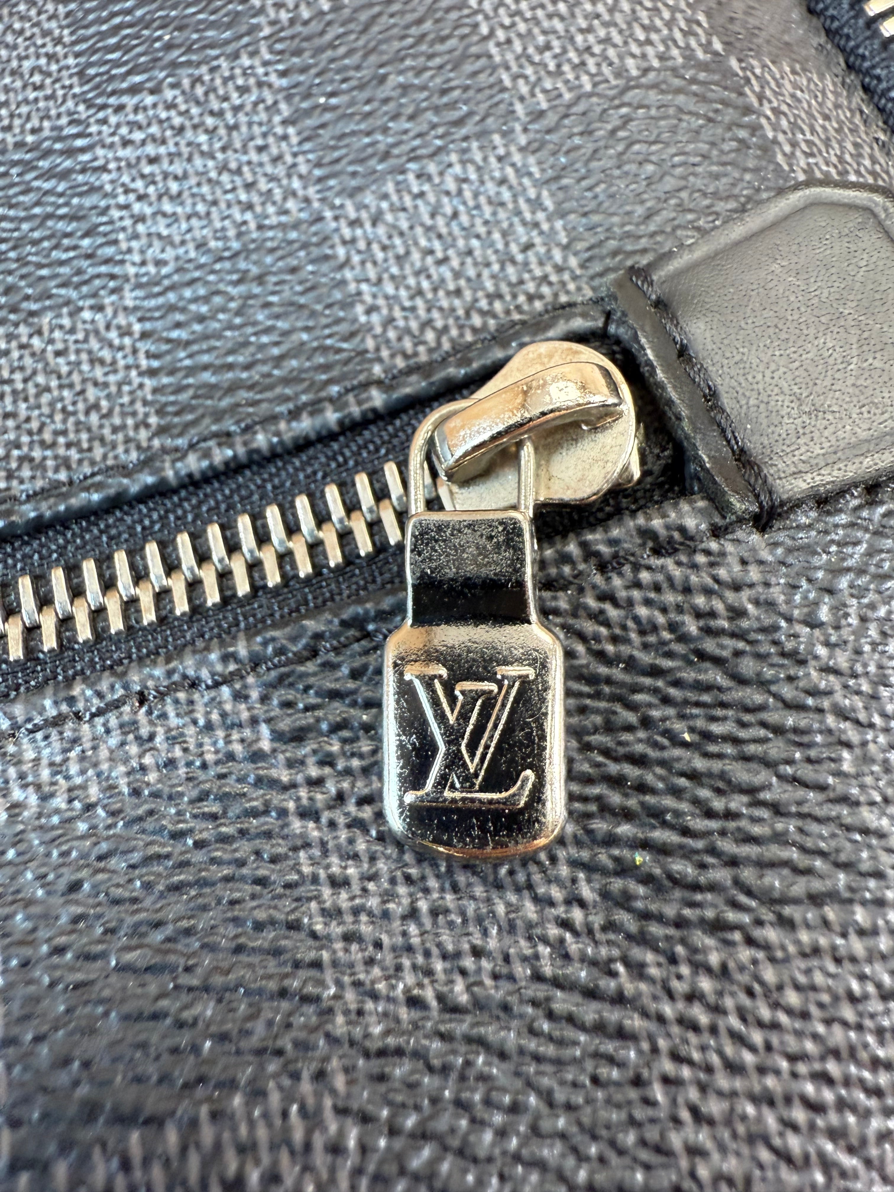 Louis Vuitton Damier Graphite Roadster Duffle 50