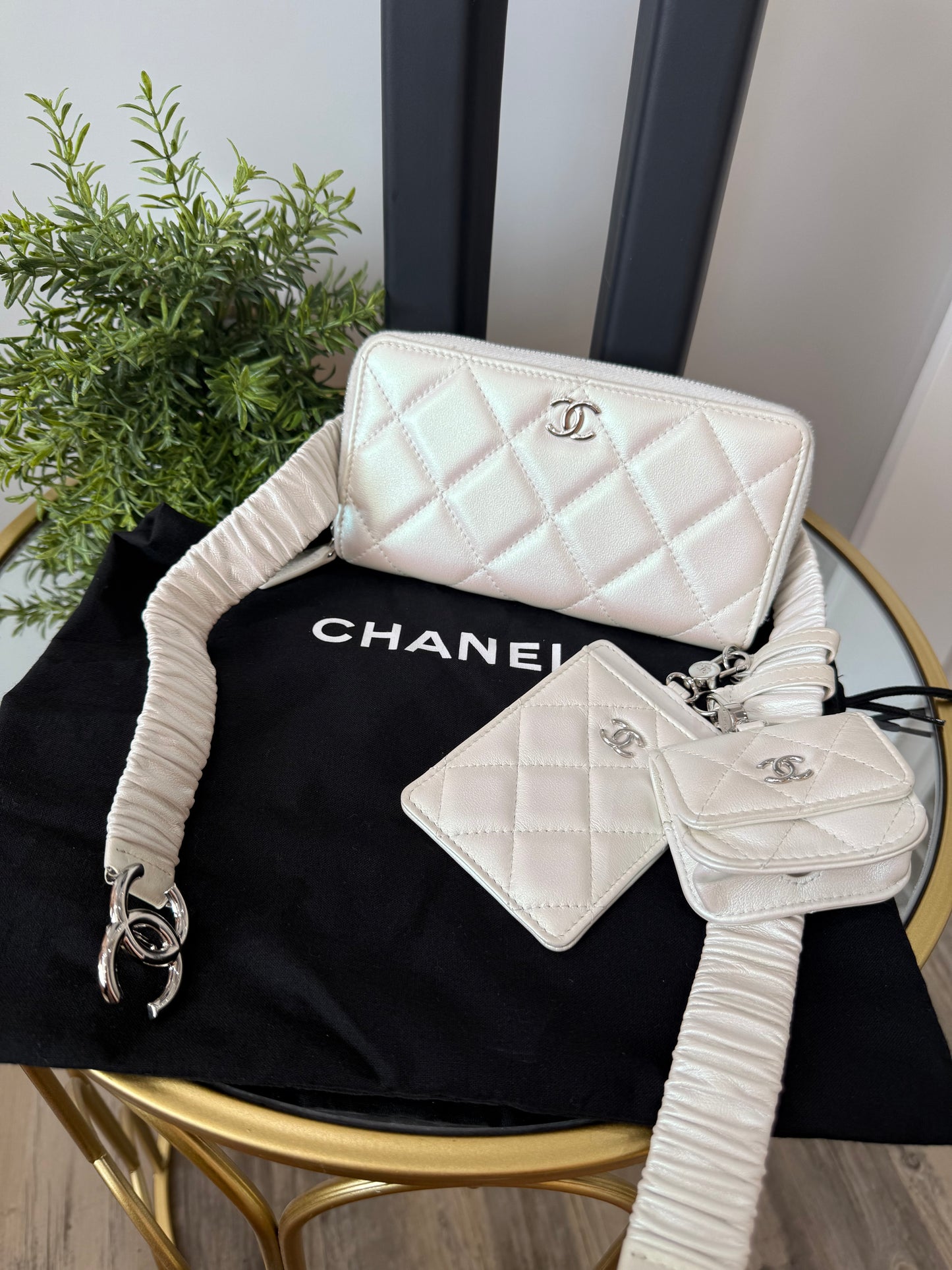 LIKE NEW Chanel White Iridescent Calfskin Leather Coco Belt Bag