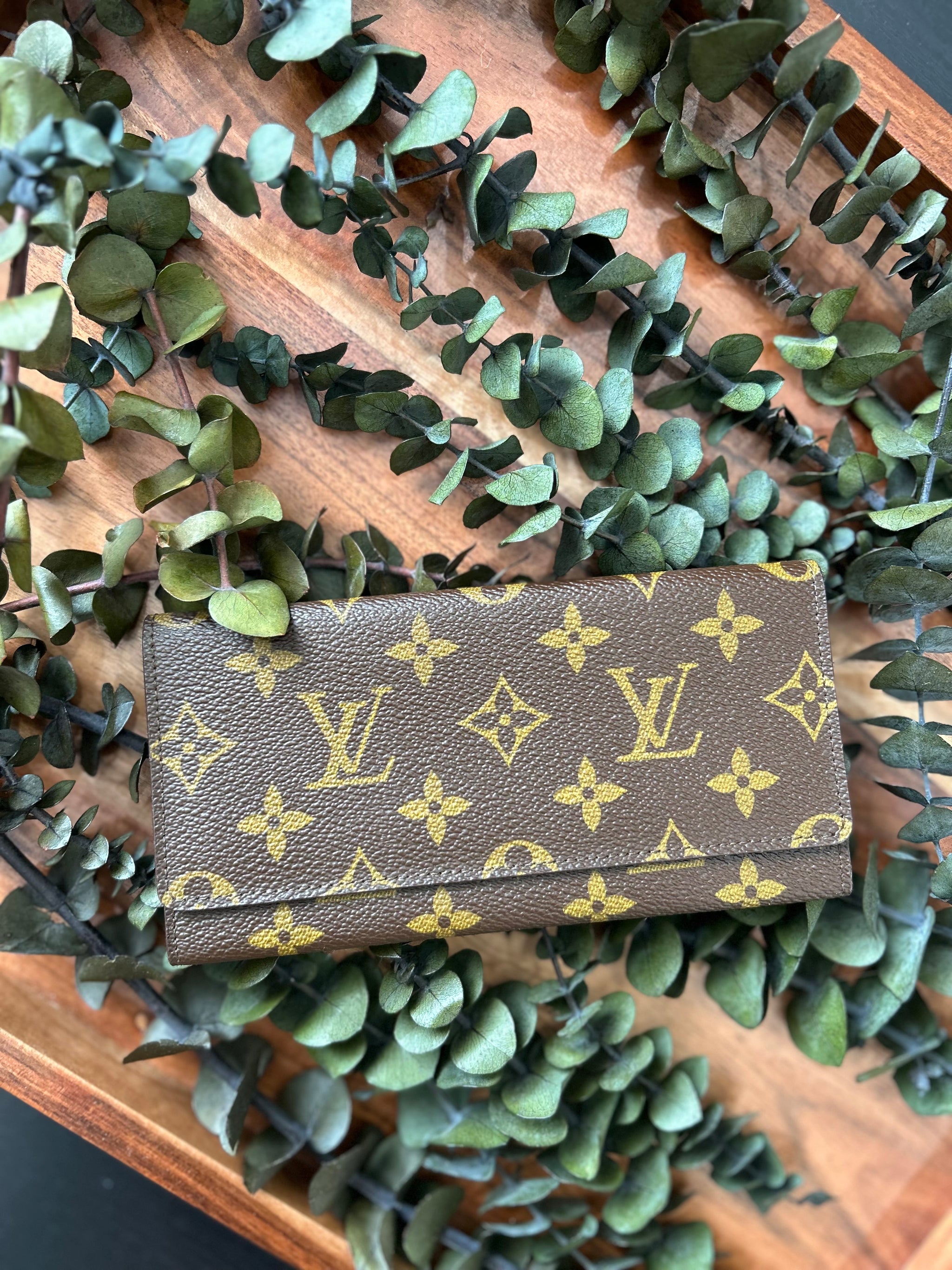 Louis Vuitton Monogram Flap Long Wallet