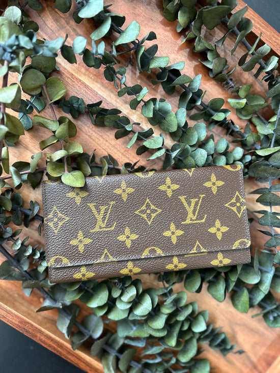 Louis Vuitton Monogram Flap Long Wallet