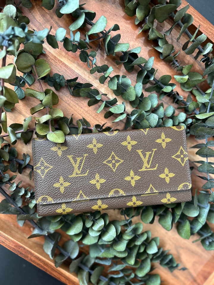 Louis Vuitton Monogram Flap Long Wallet