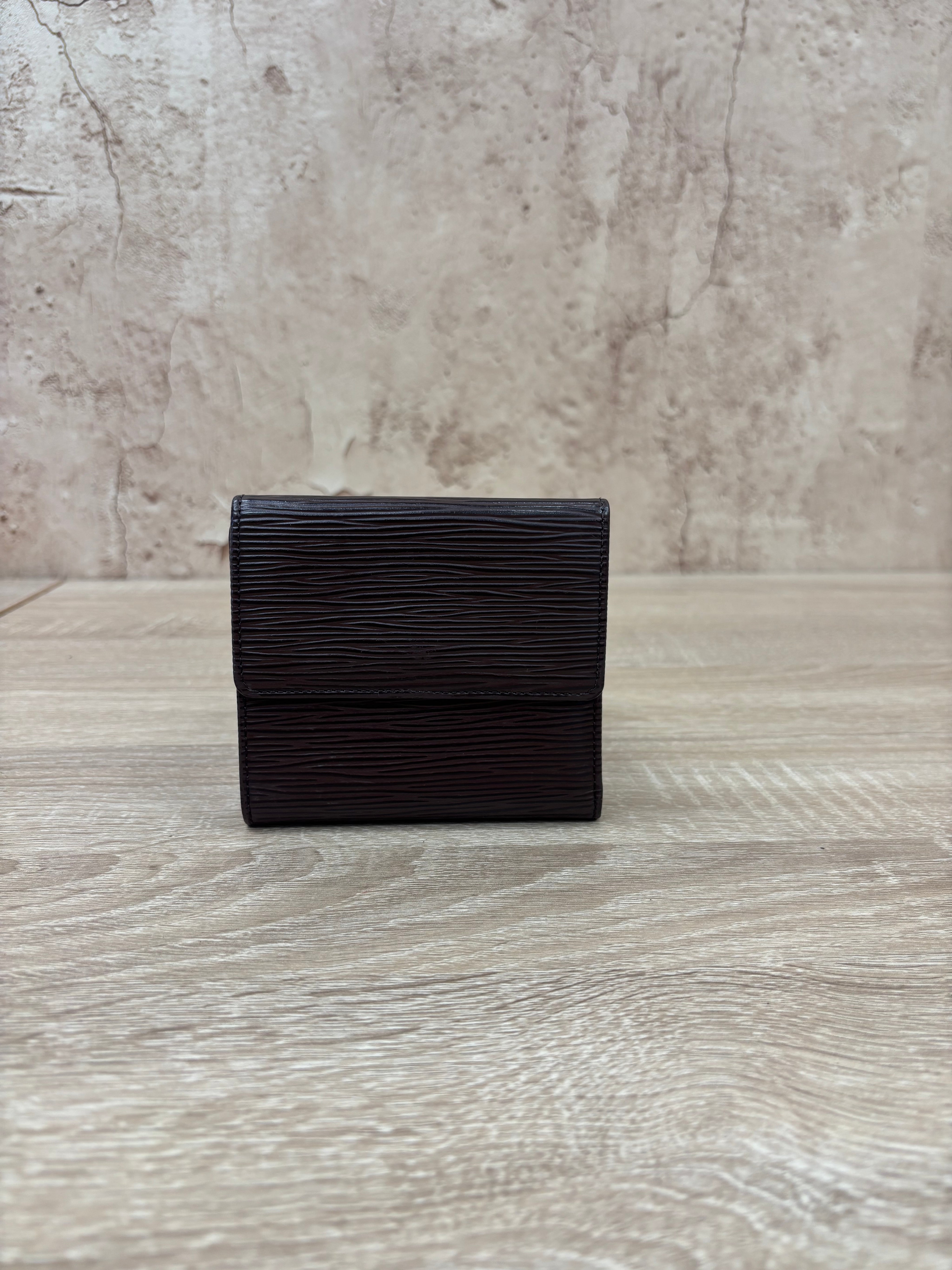 Louis Vuitton Brown Epi Leather Elise Wallet