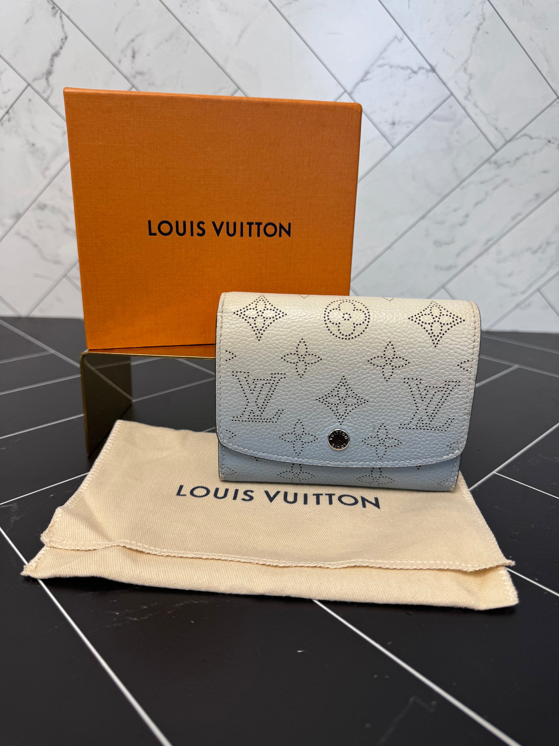 Louis Vuitton Blue & Ivory Ombré Mahina Iris Compact Wallet