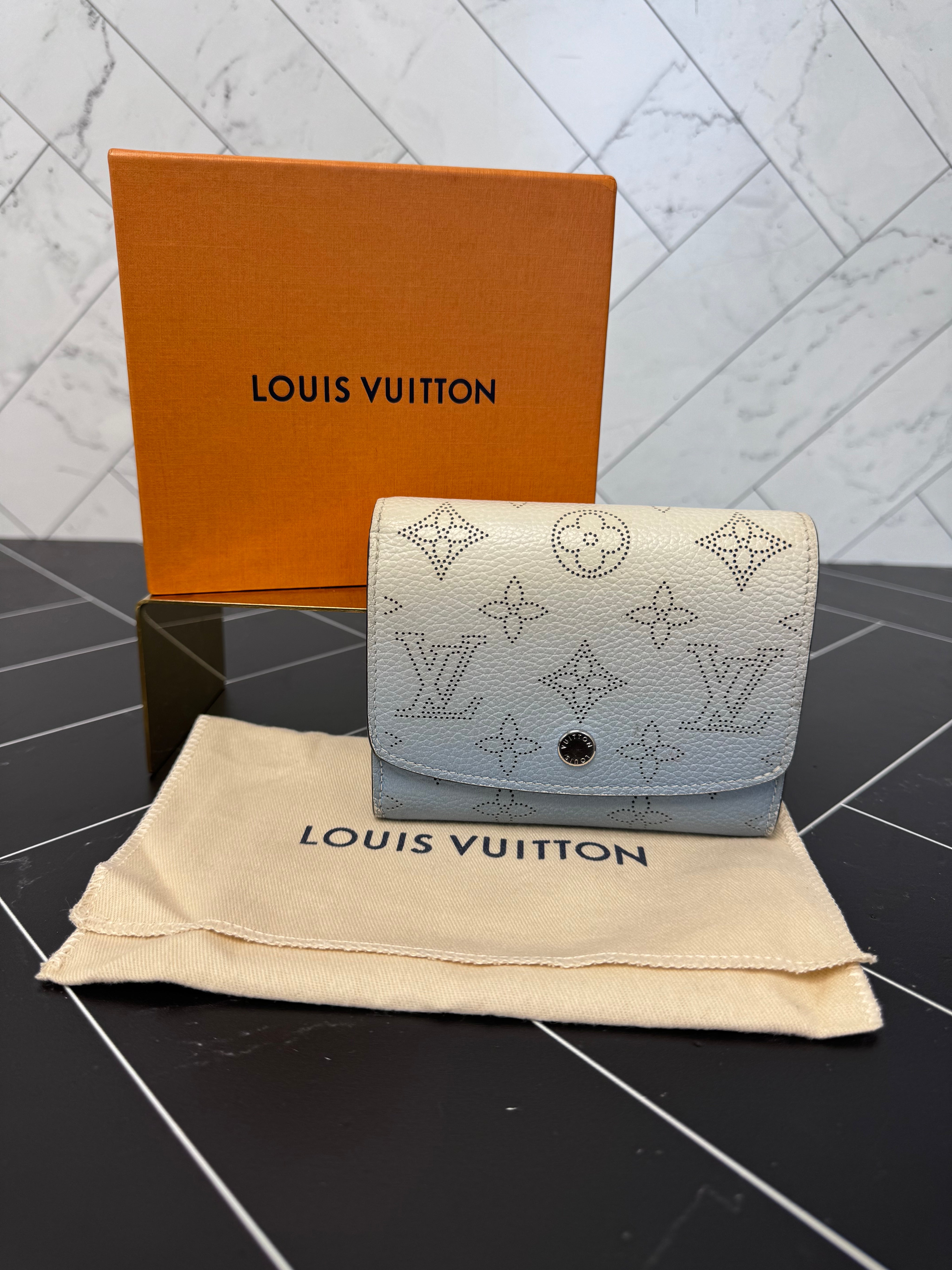 Louis Vuitton Blue & Ivory Ombré Mahina Iris Compact Wallet